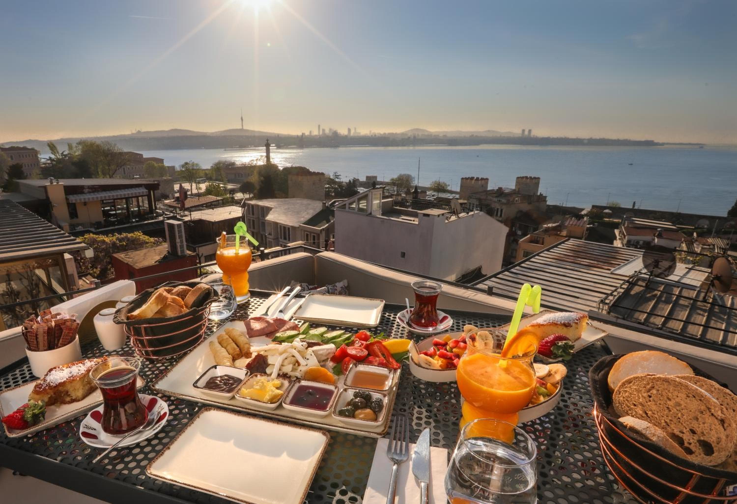 Henna Hotel Istanbul — 22