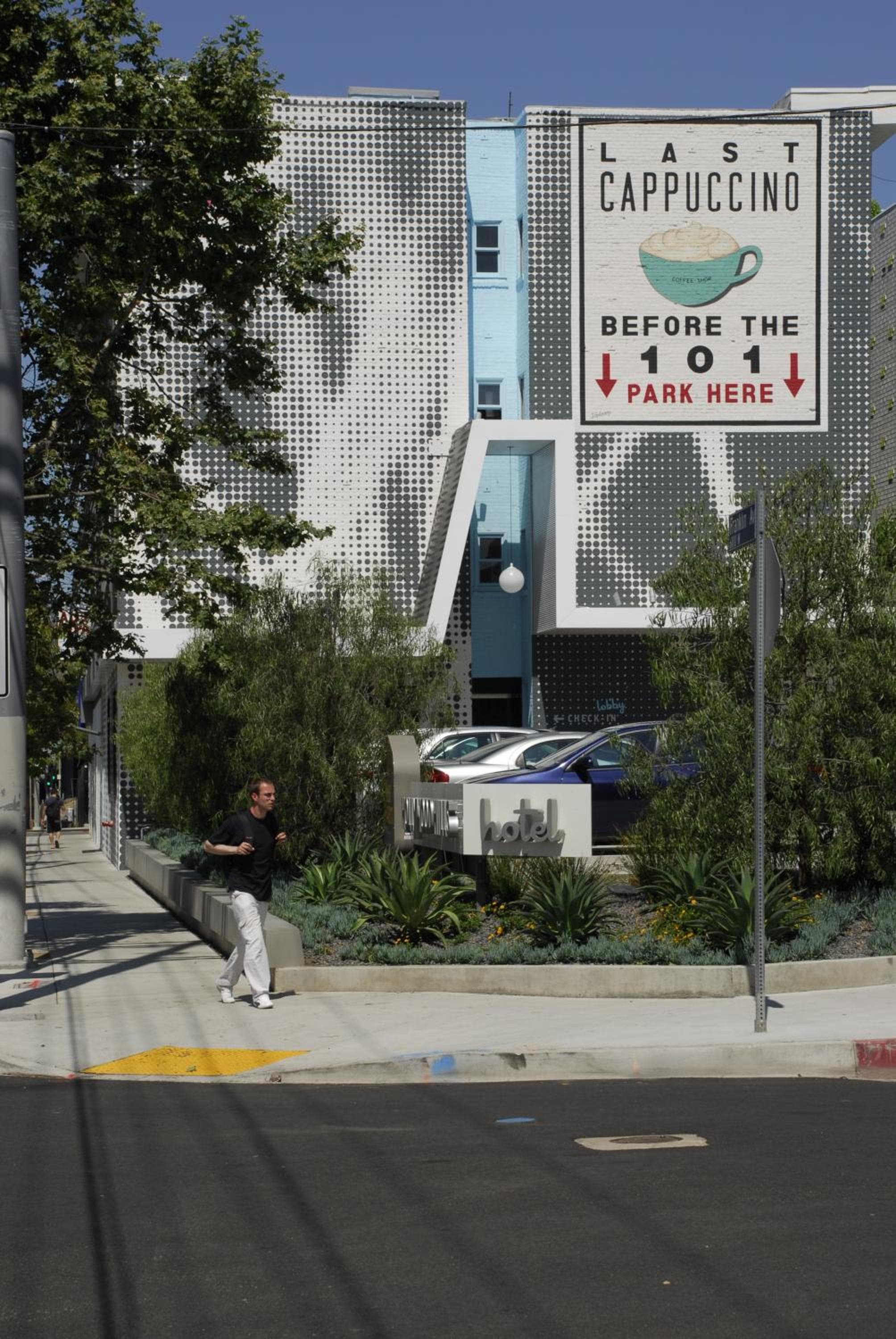 The Hollywood Franklin Hotel near Universal Studios — 12