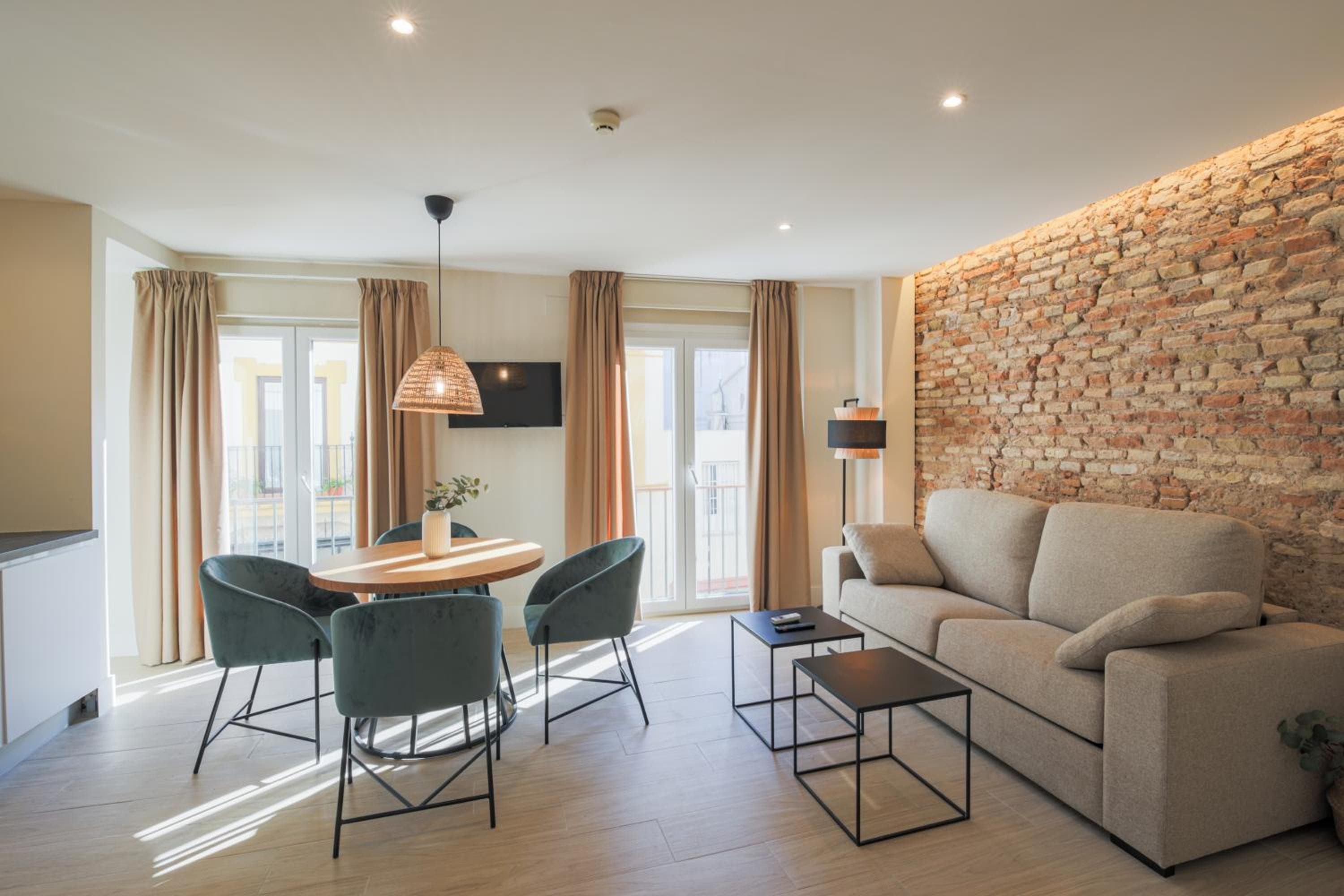Apartamentos Magna Sevilla — 14