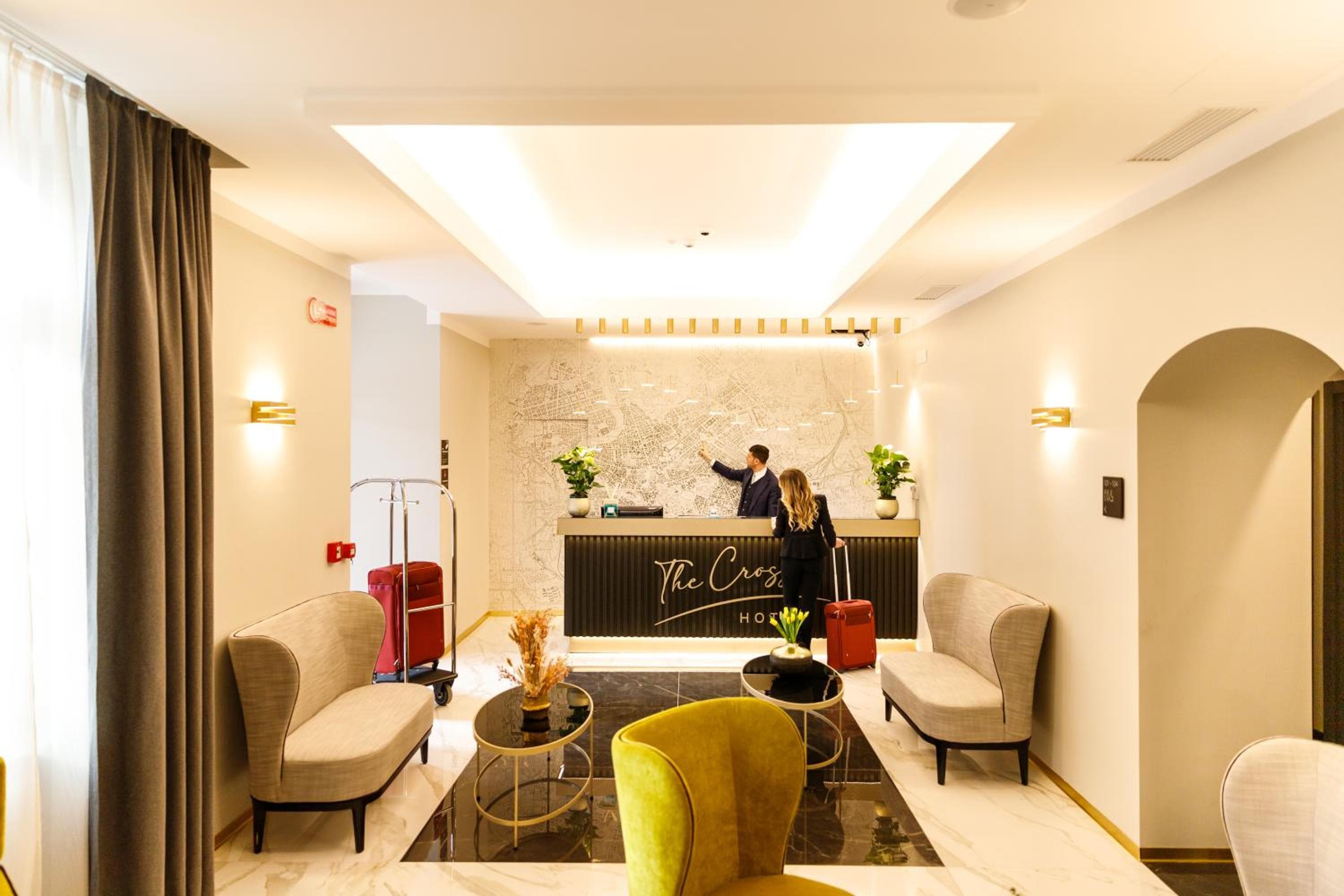 Das Kreuz Hotel — 3