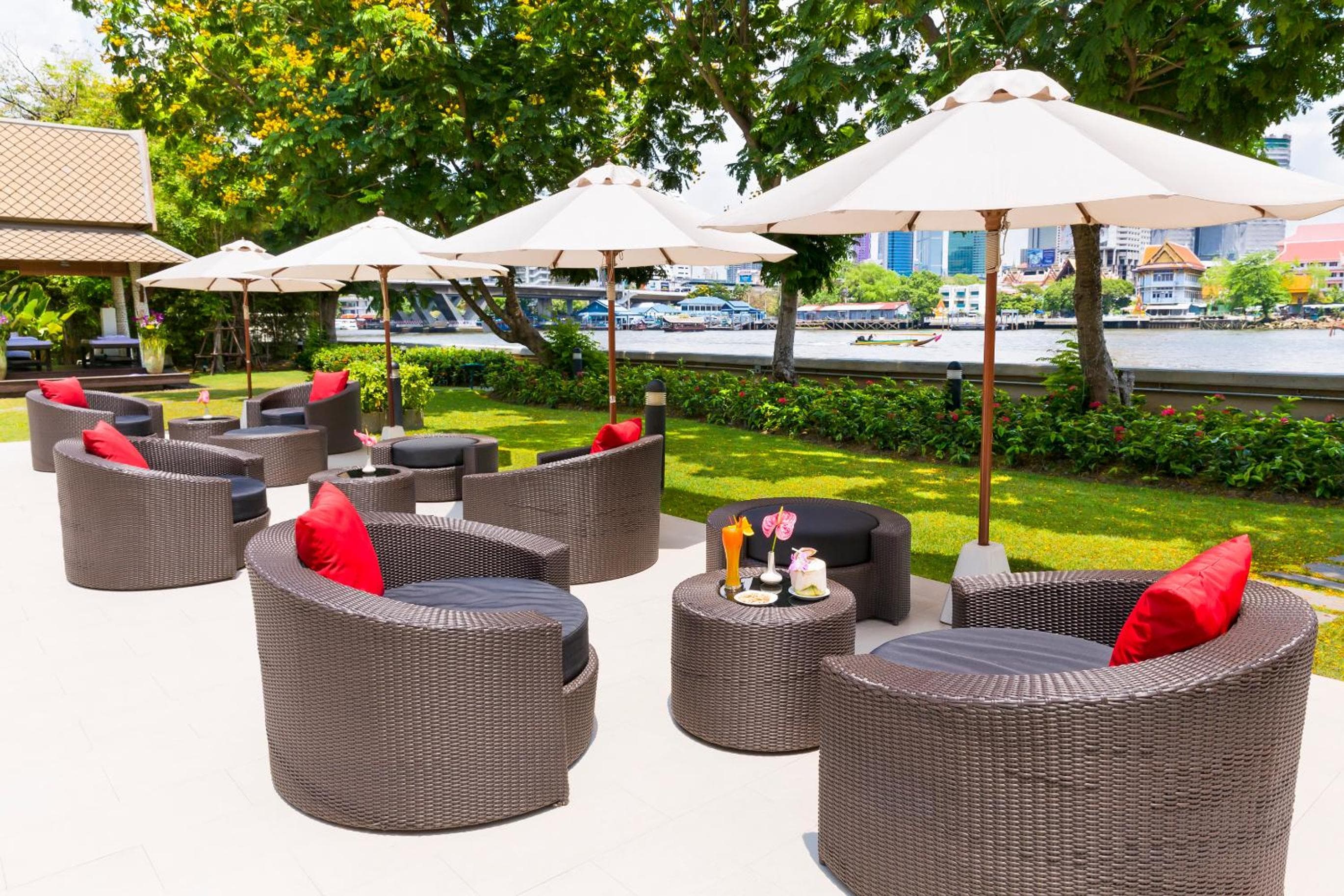 Ibis Bangkok Riverside — 17