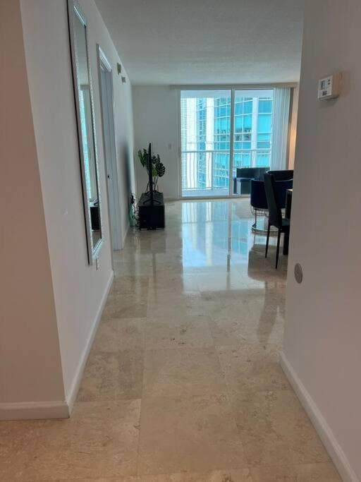 Elegante apartamento en Brickell — 6