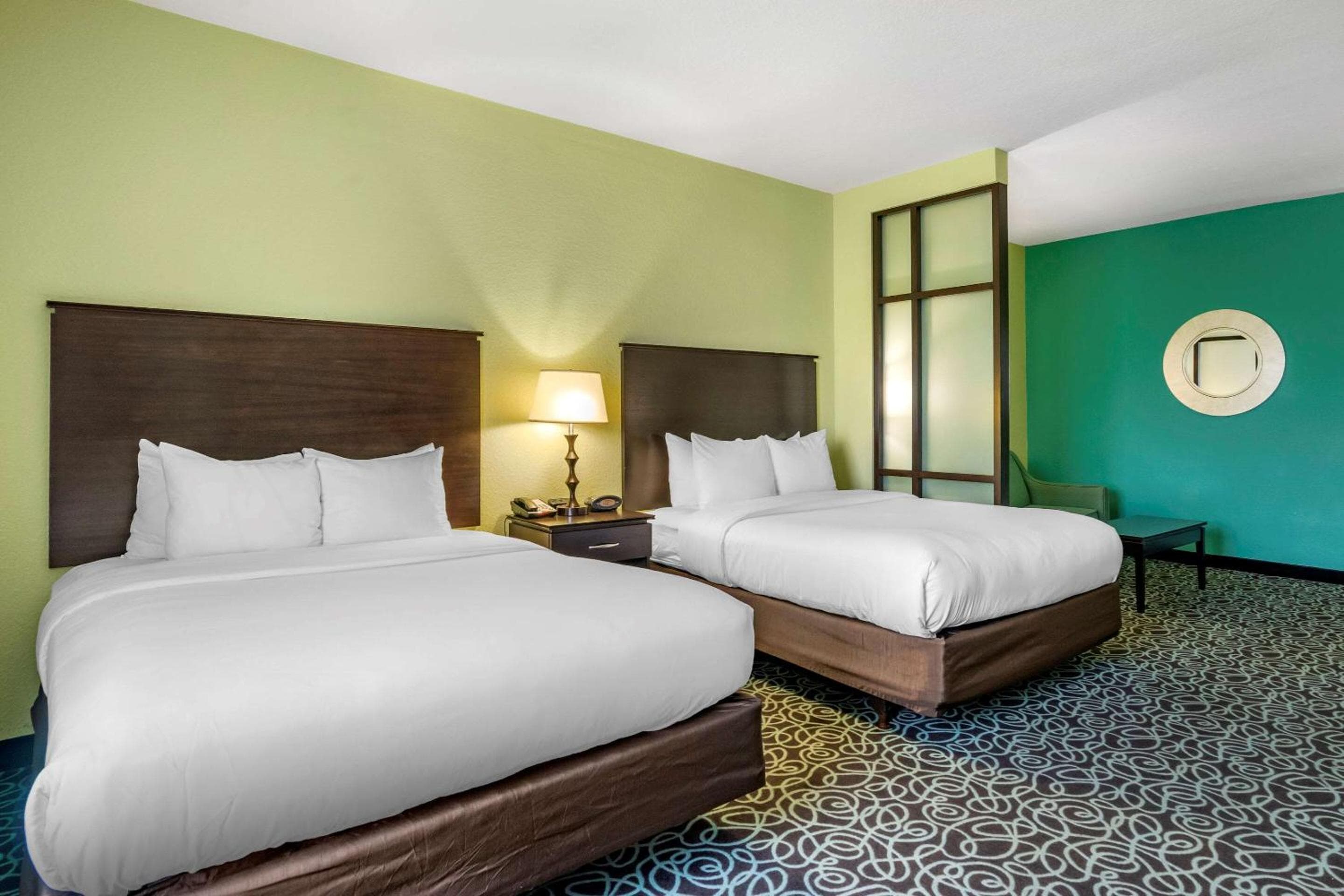 Comfort Suites en el recinto ferial-Casino — 7