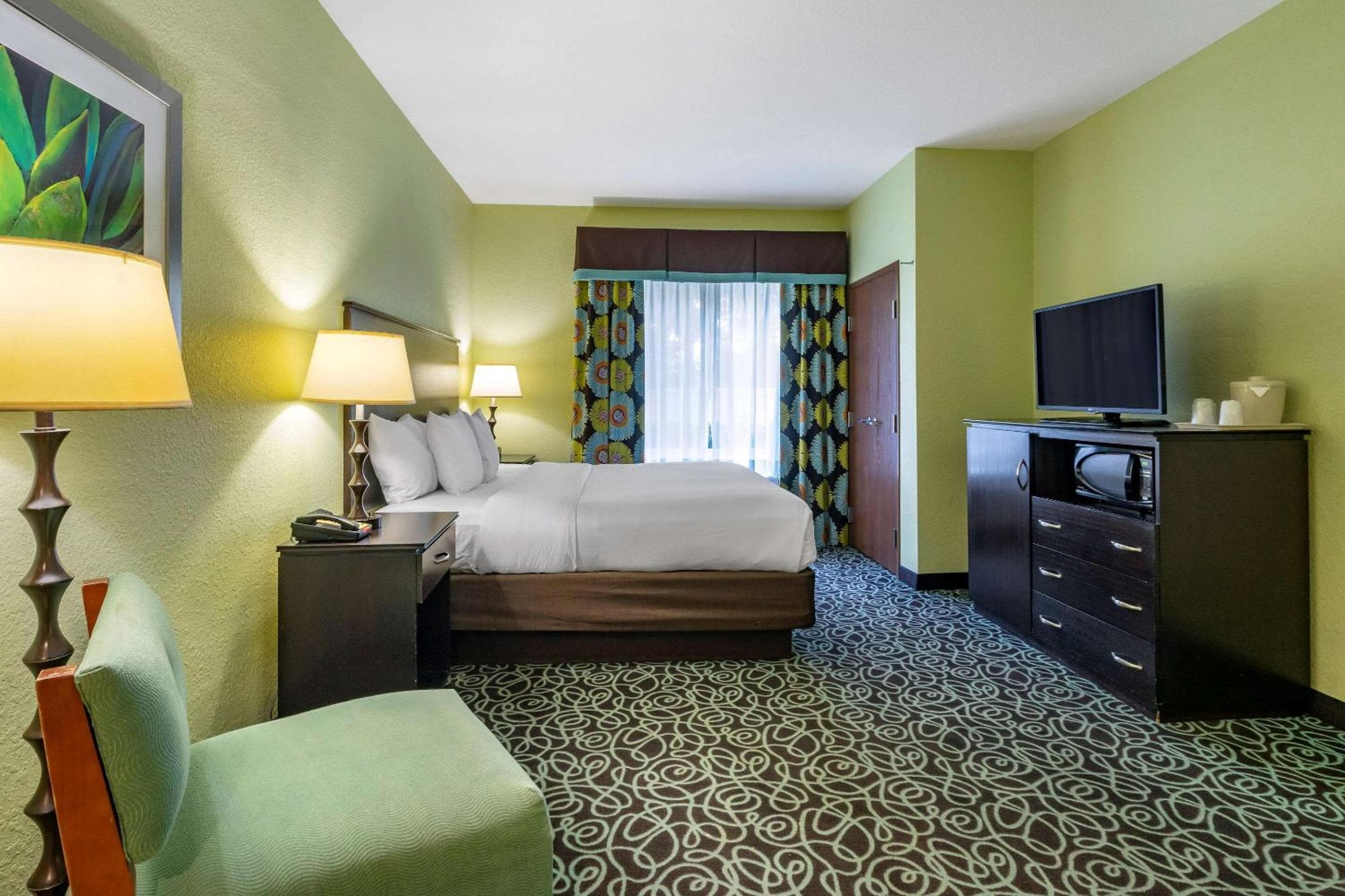 Comfort Suites en el recinto ferial-Casino — 14
