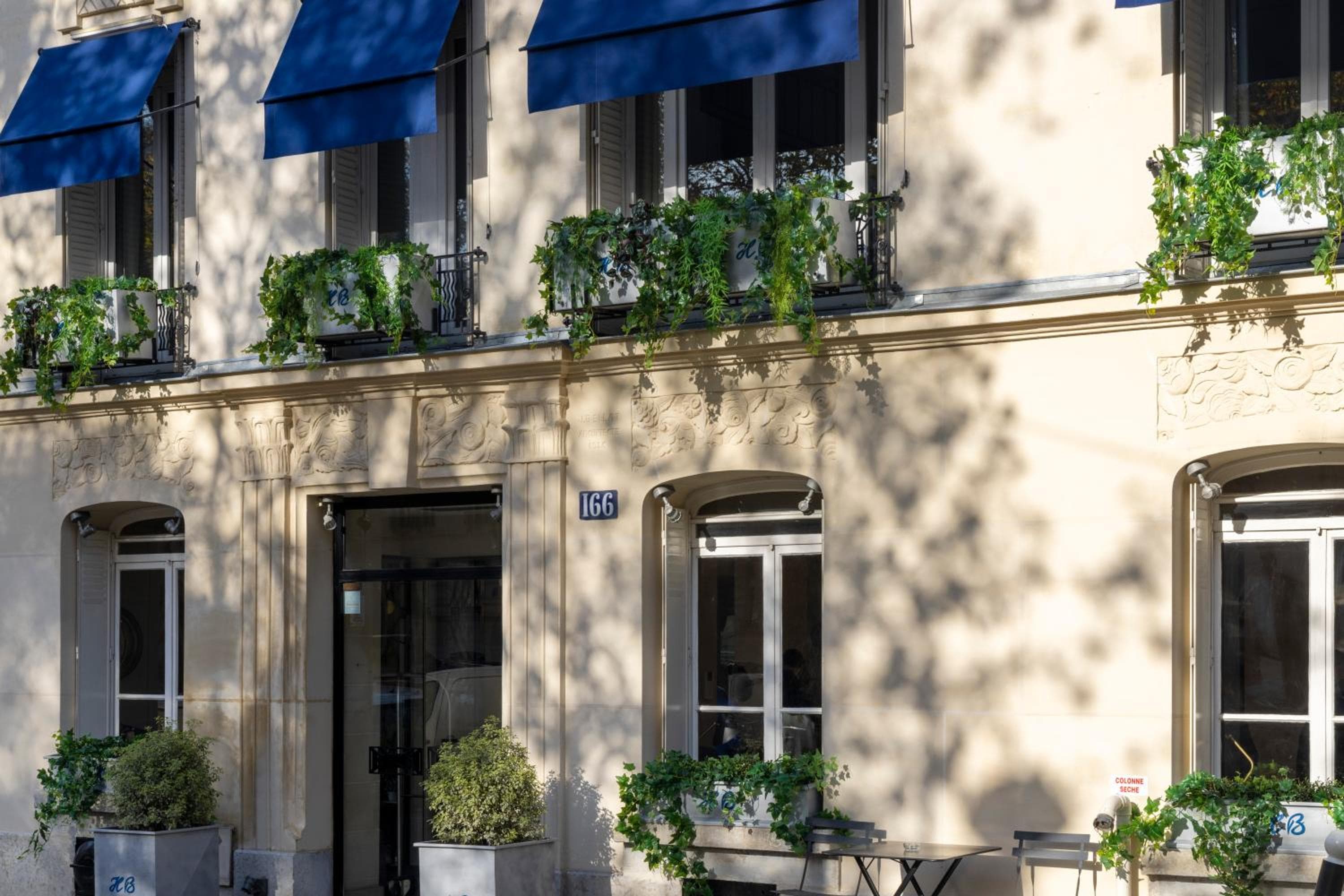 Hotel Banville — 1
