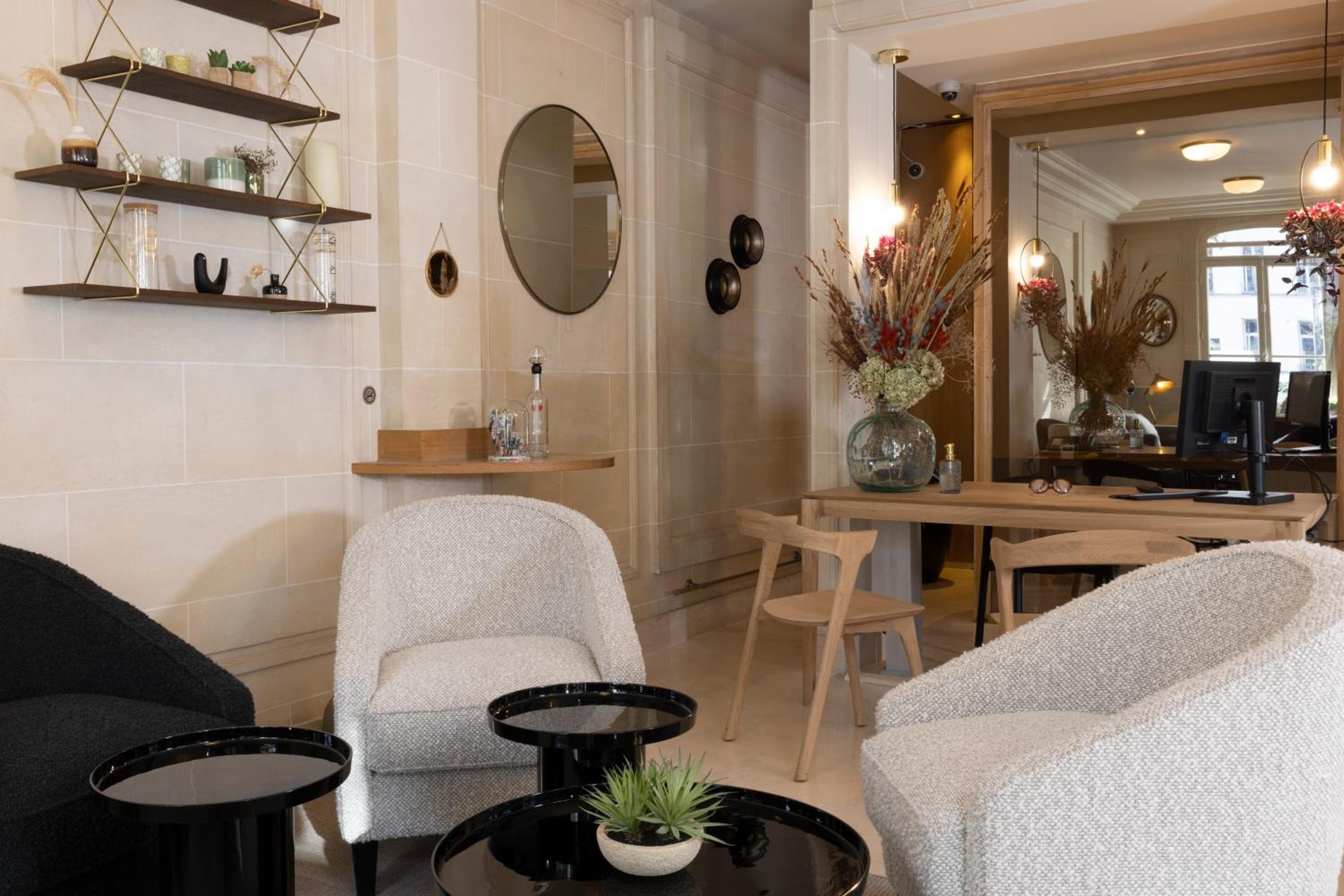 Hotel Banville — 8