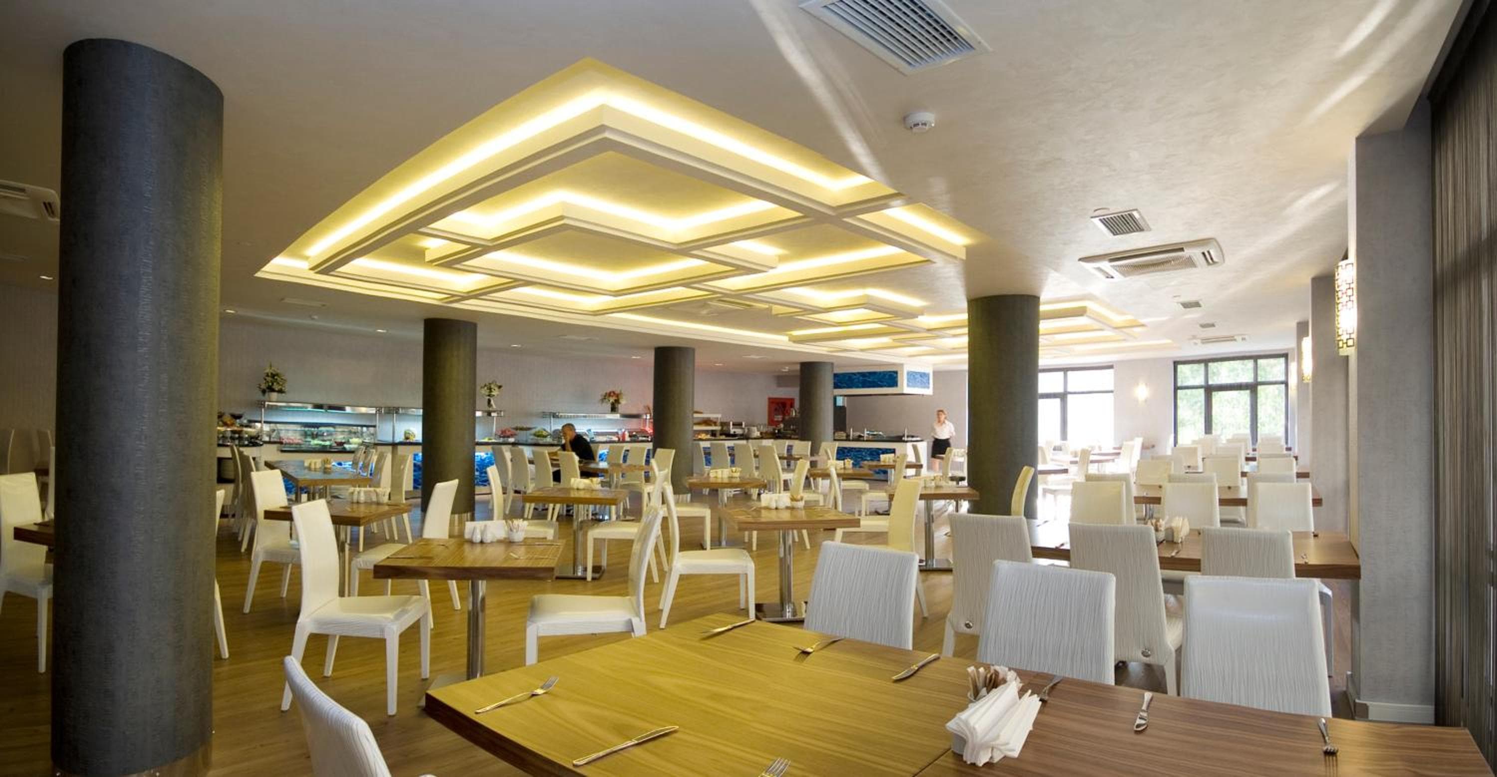 Innpera Hotel — 10