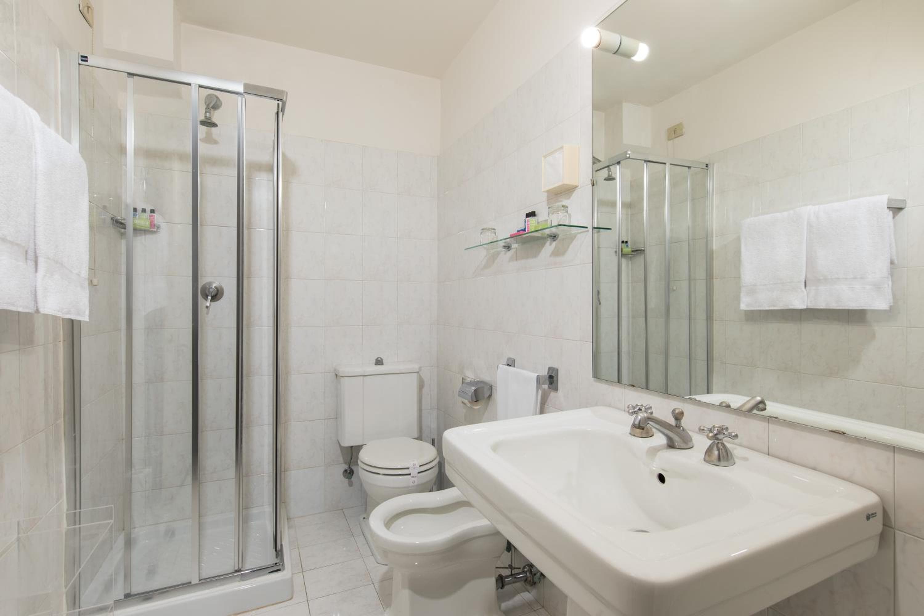 Hotel Quirinale — 12
