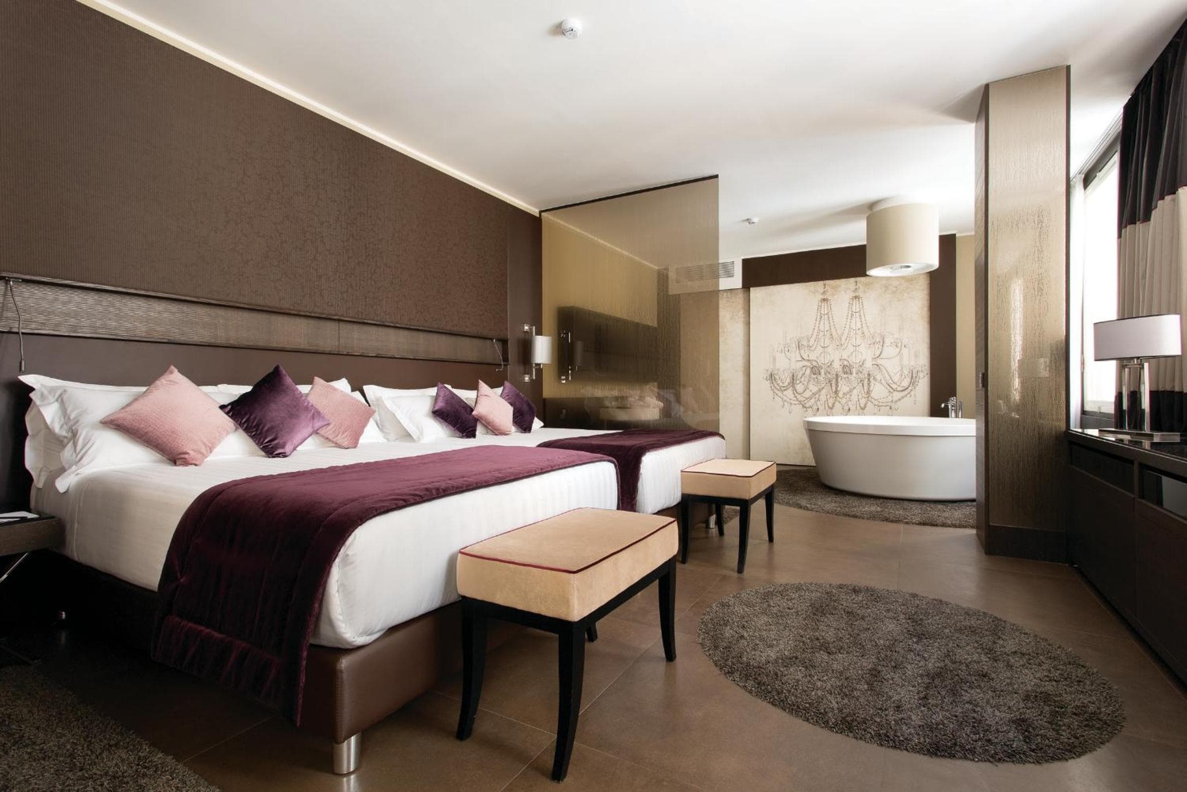Hotel Roma — 11