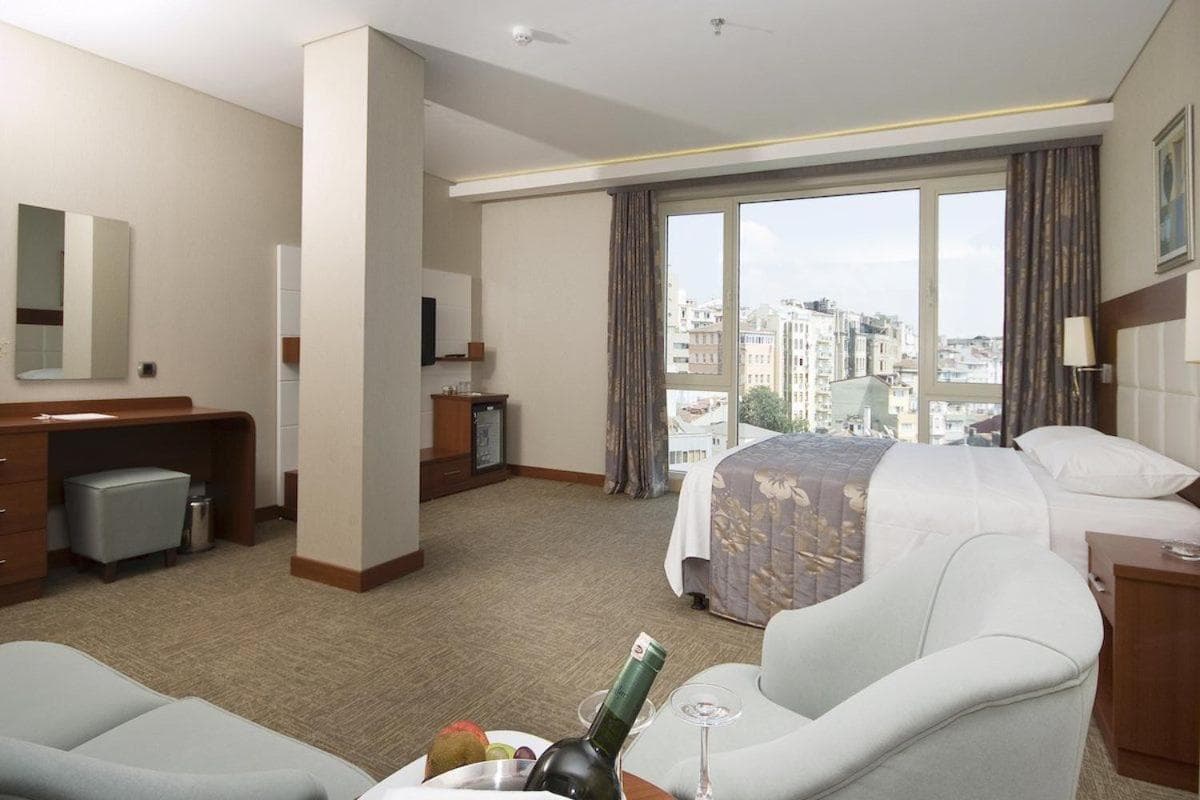 Innpera Hotel — 13