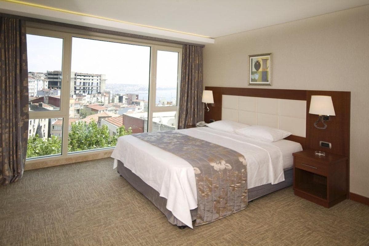 Innpera Hotel — 15