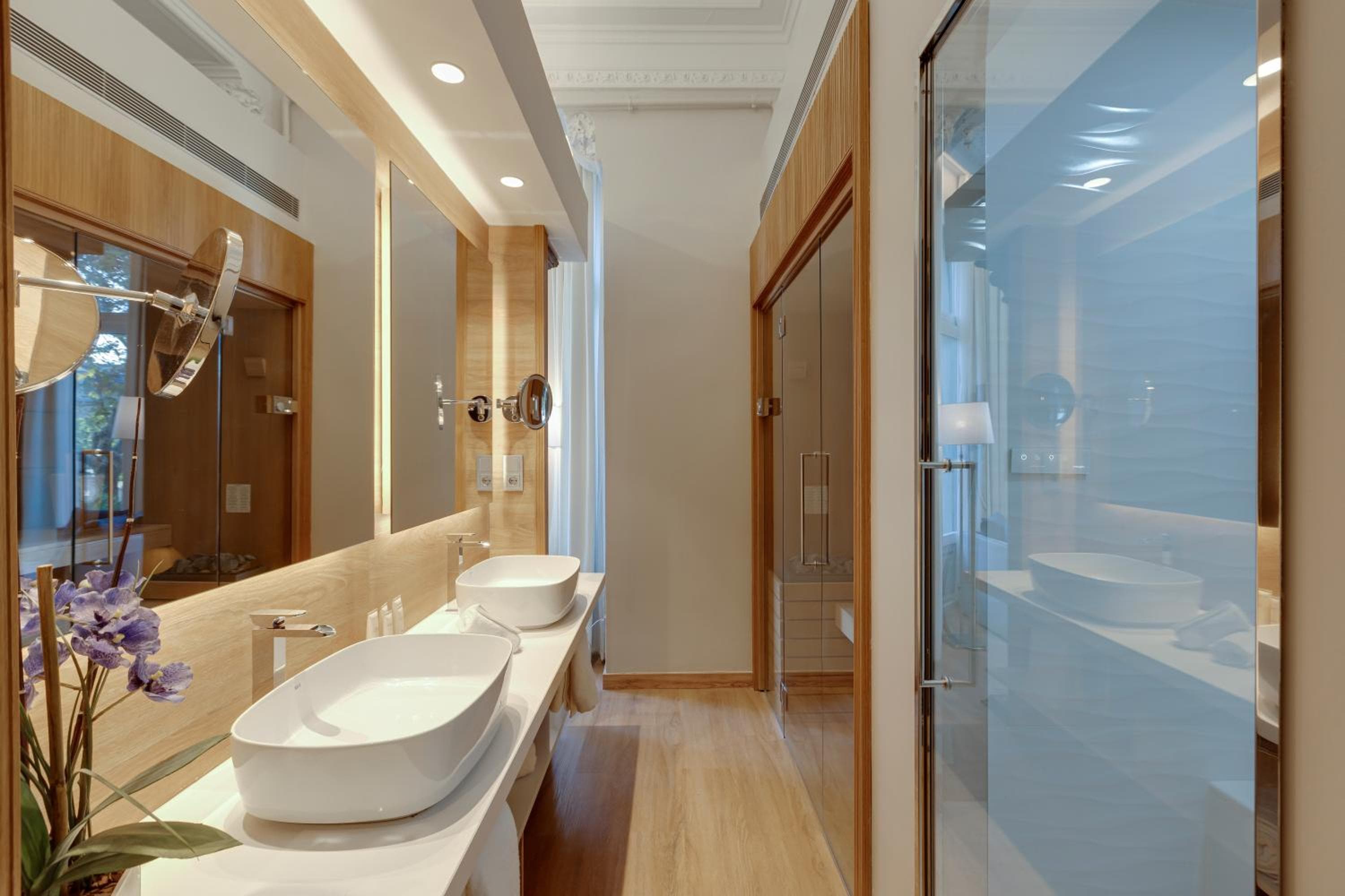 Hotel Boutique Mirlo Barcelona — 10