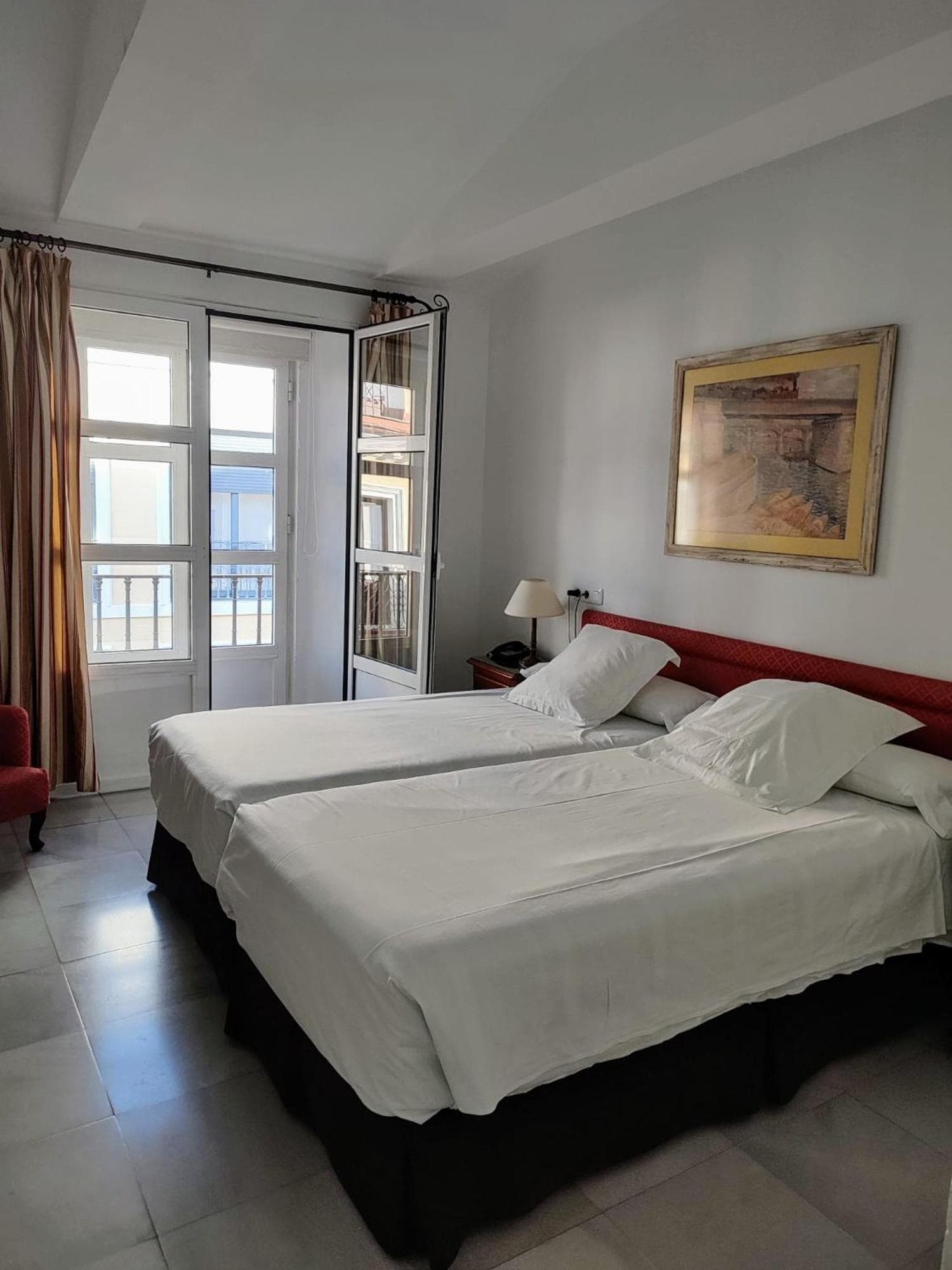 Hotel Simon — 28