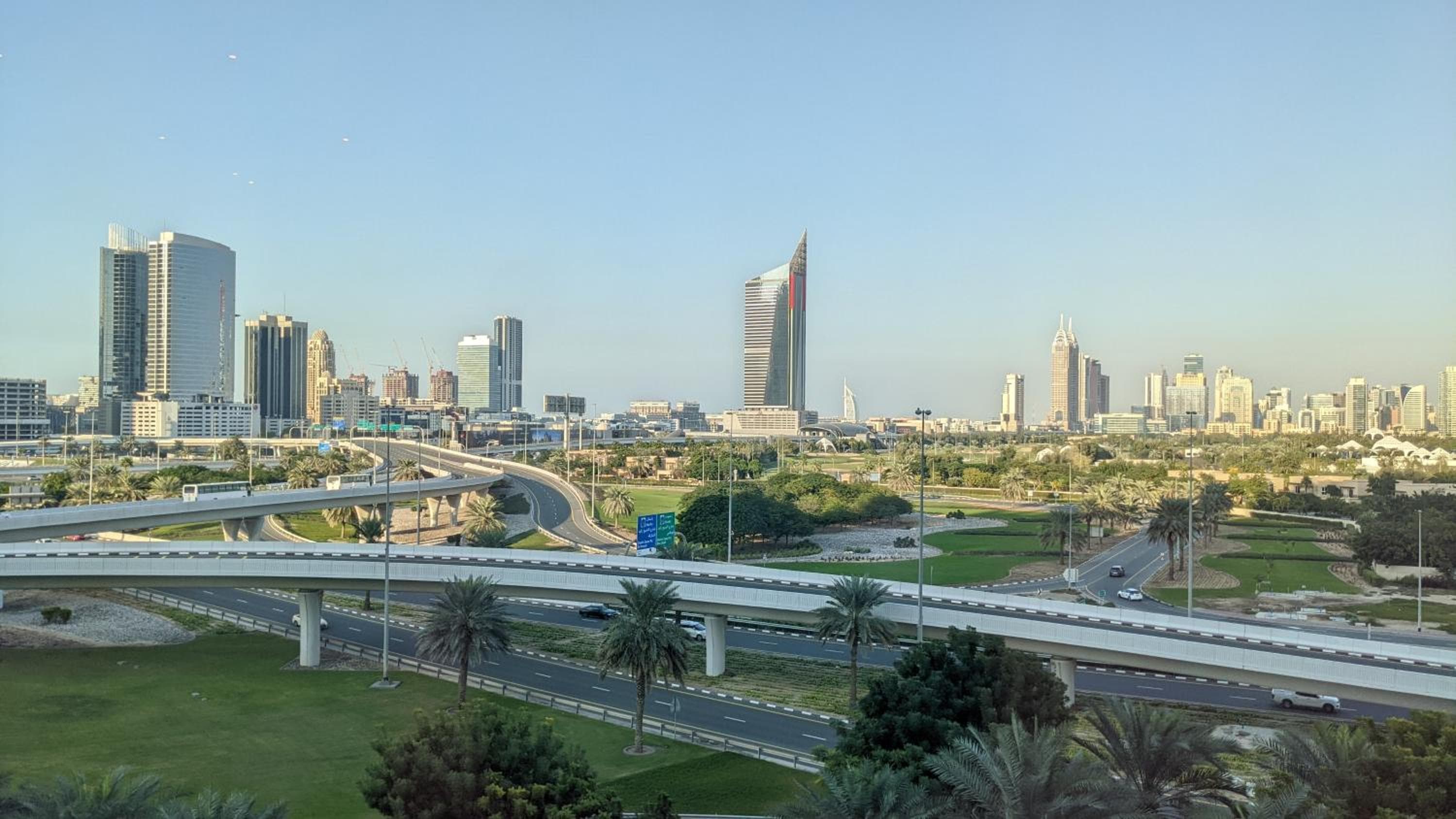 Taj Jumeirah Lakes Towers — 12