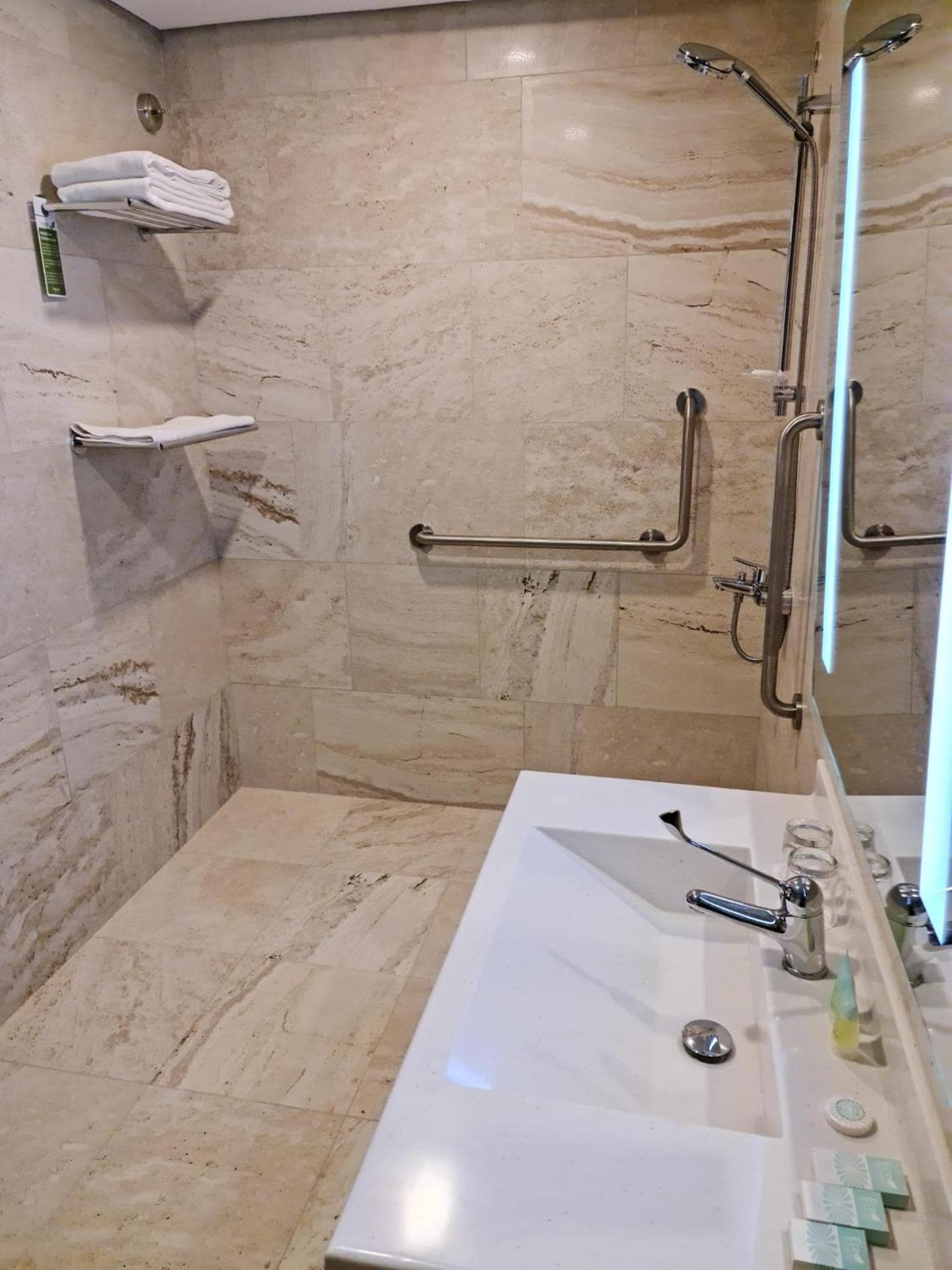 Ramada by Wyndham Dubai Barsha Heights — 29