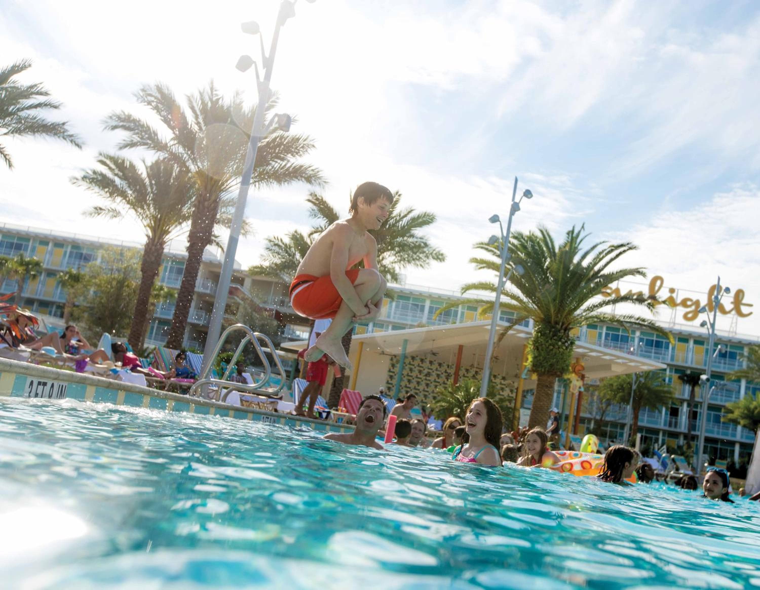Universal's Cabana Bay Beach Resort — 12