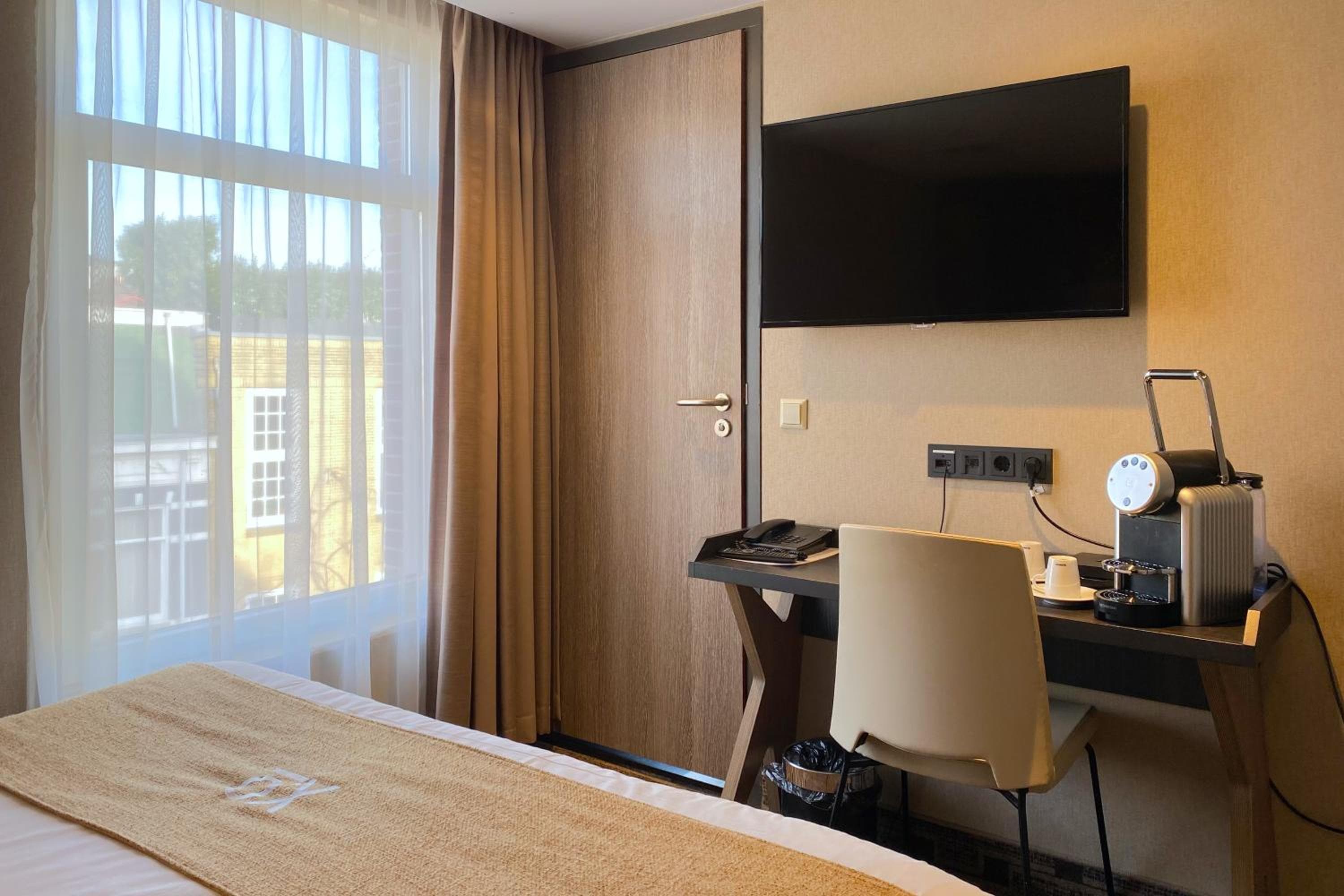 XO Hotel Inner — 11