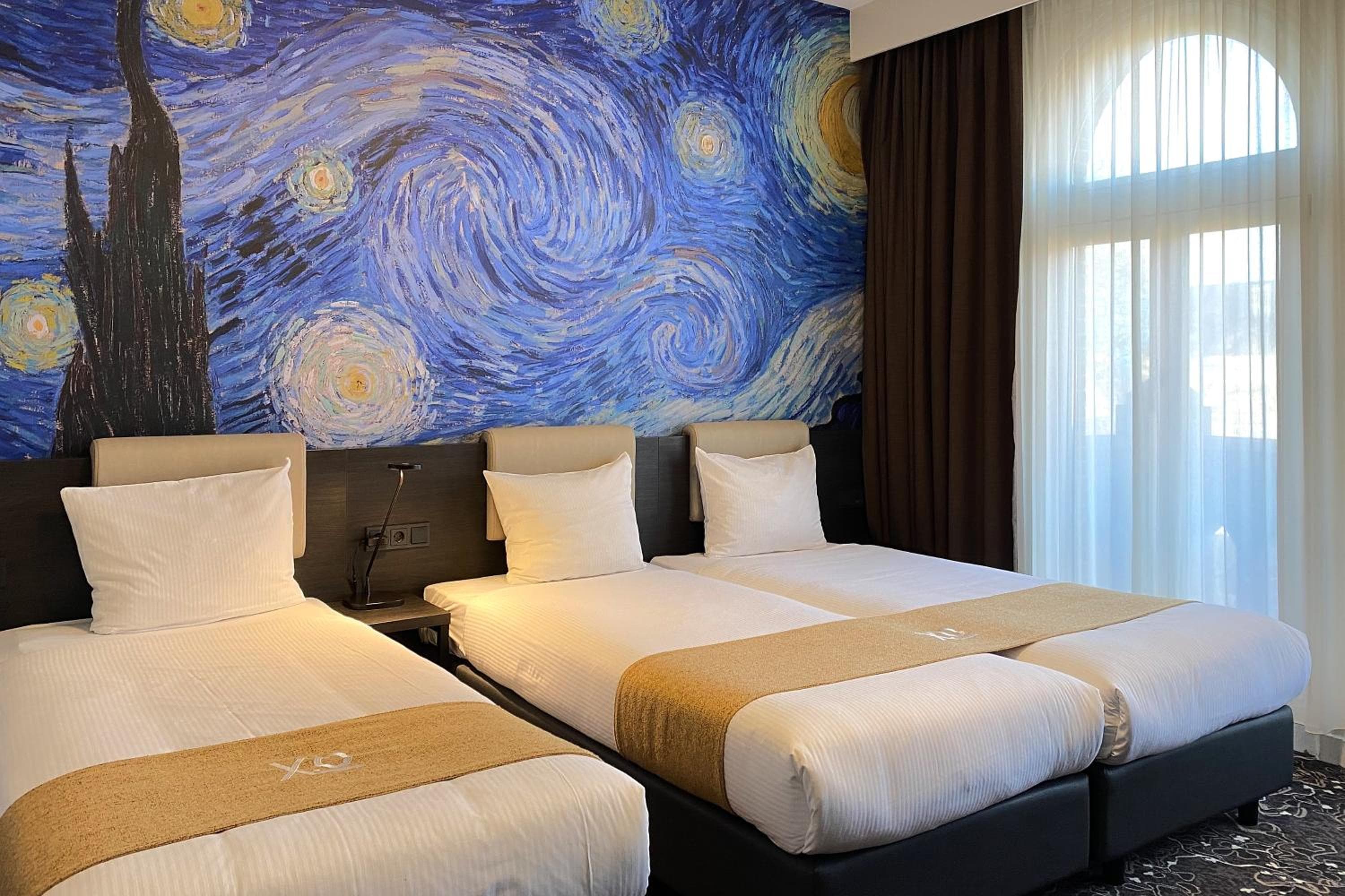 Hotel Van Gogh — 5