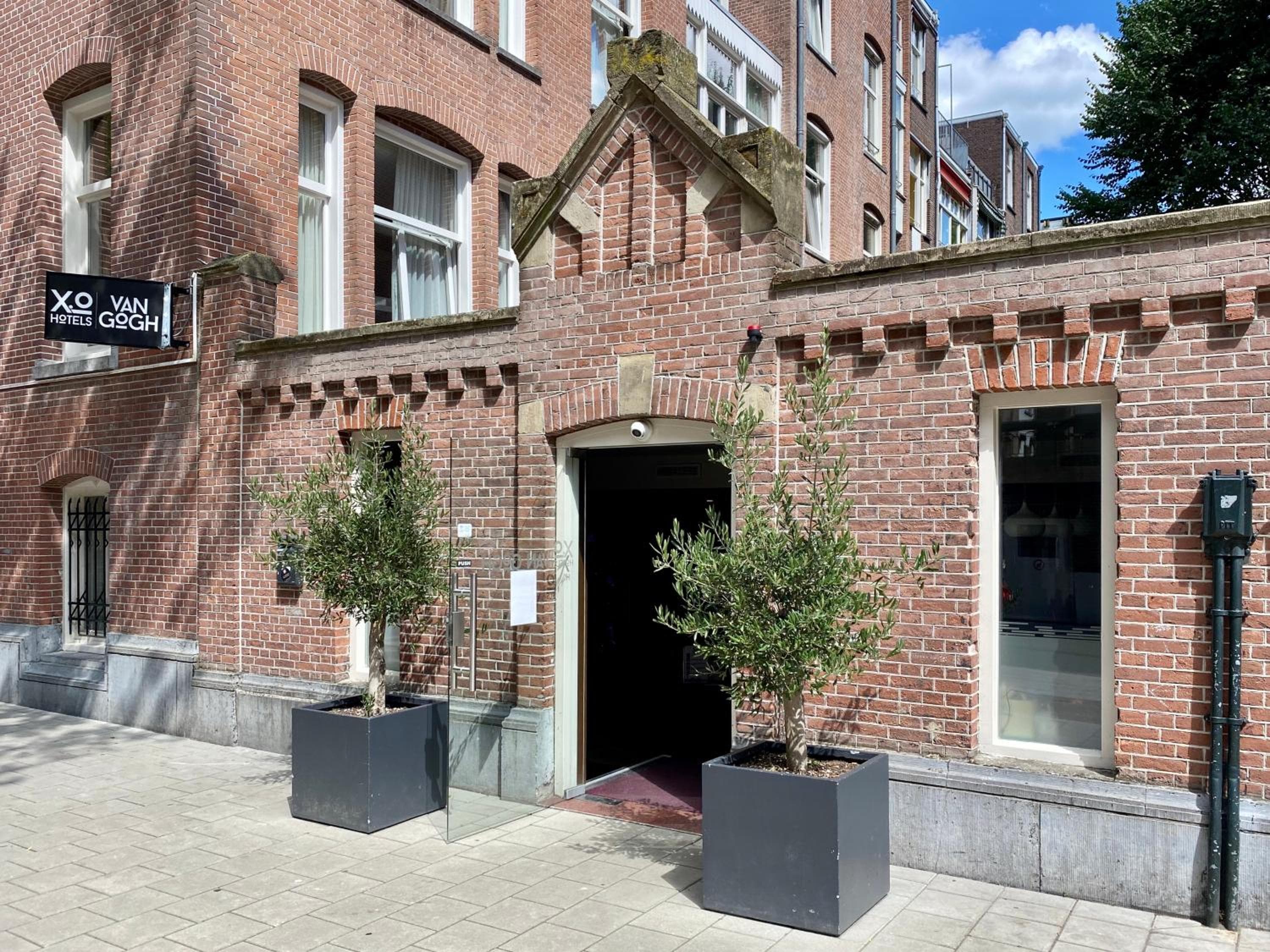 Hotel Van Gogh — 3