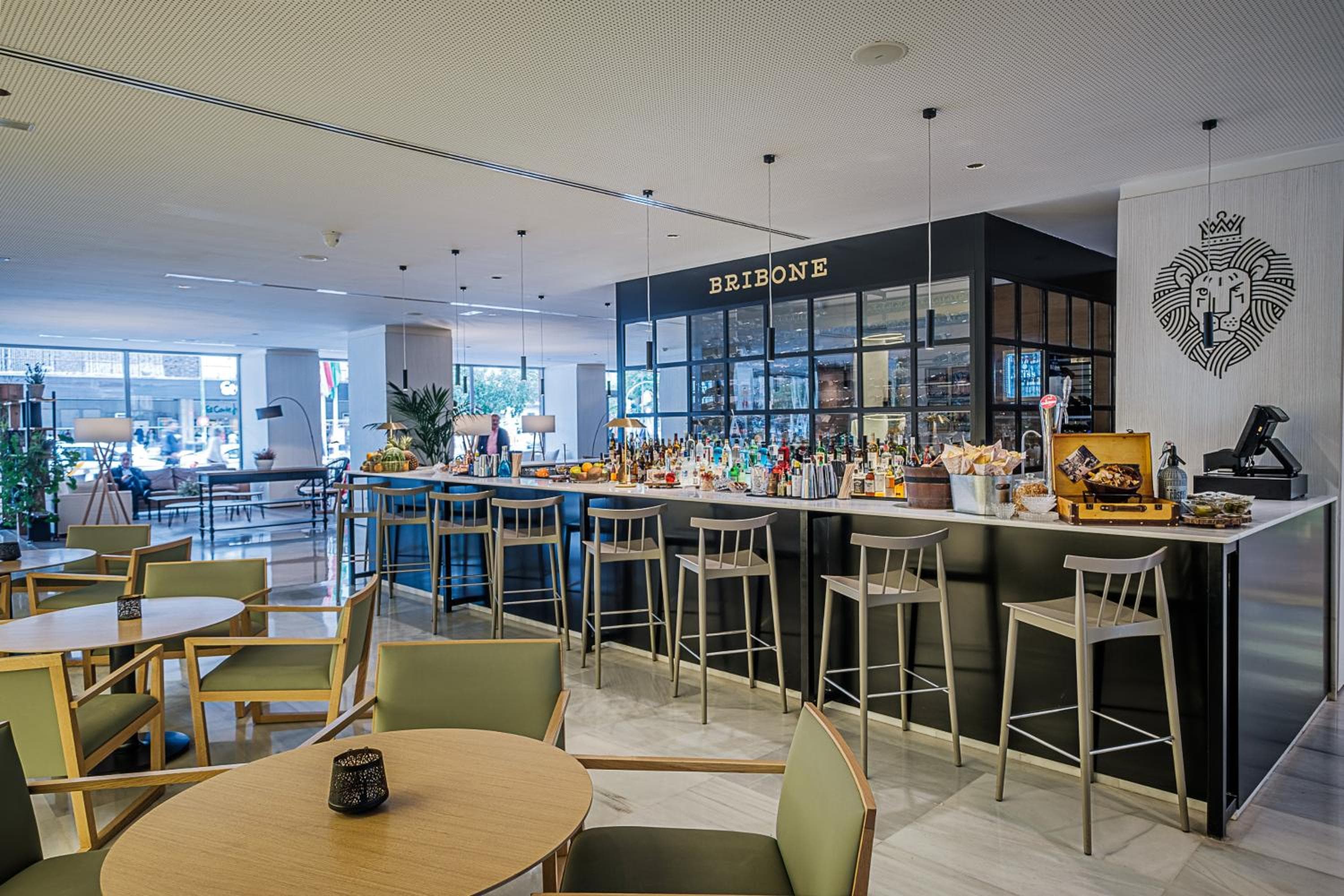 Meliá Lebreros — 12