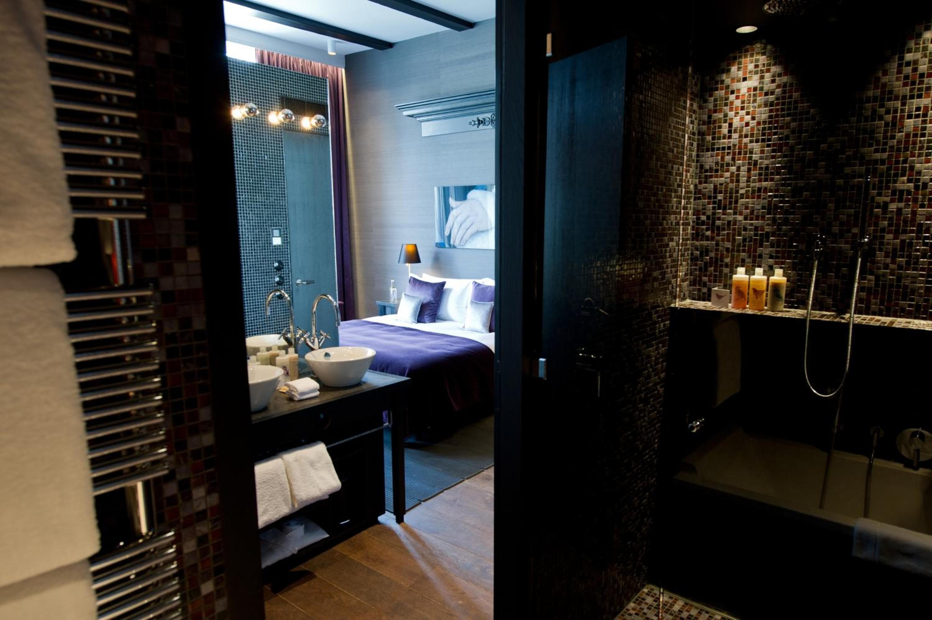 Canal House — 18