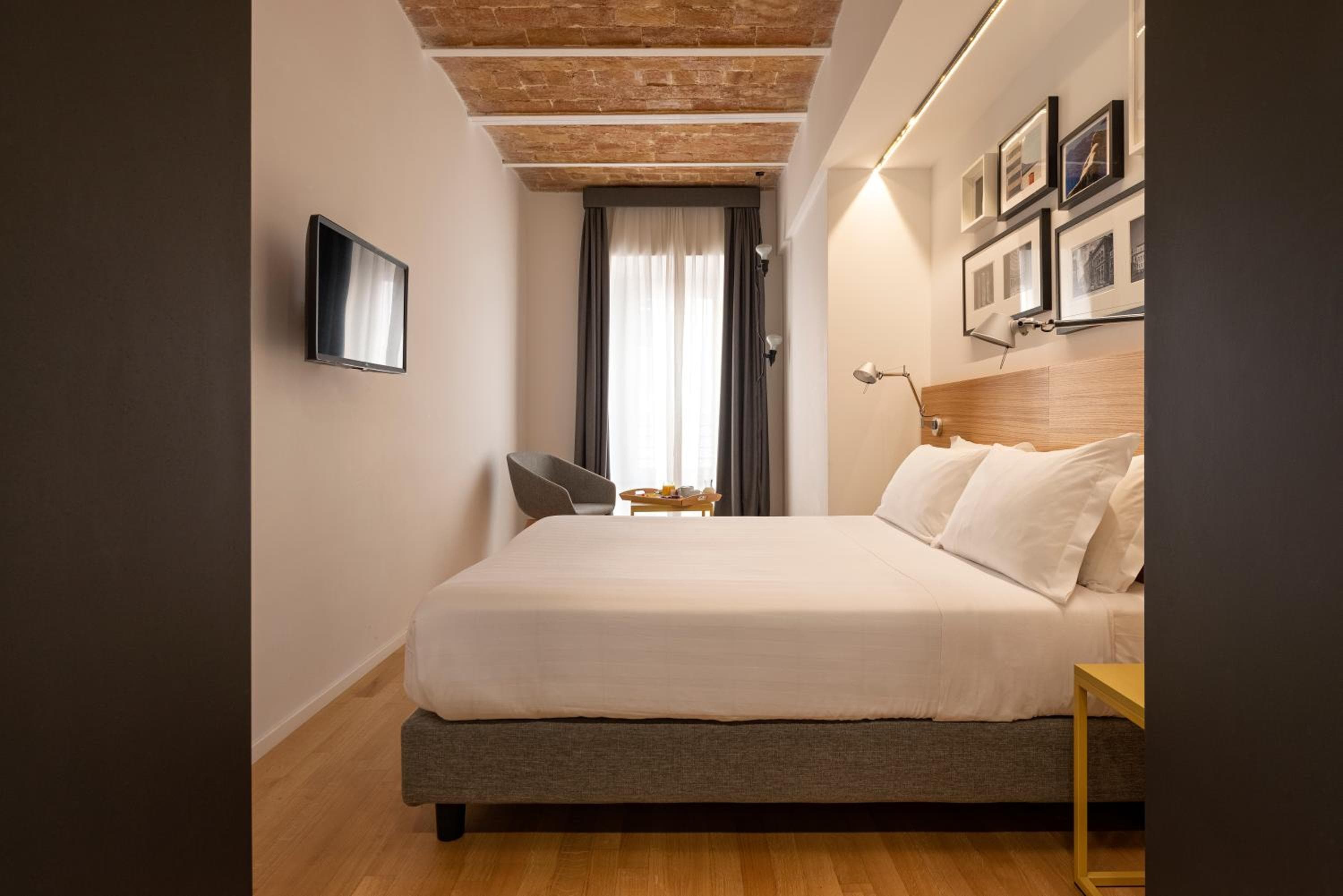 Coronari Palast — 9