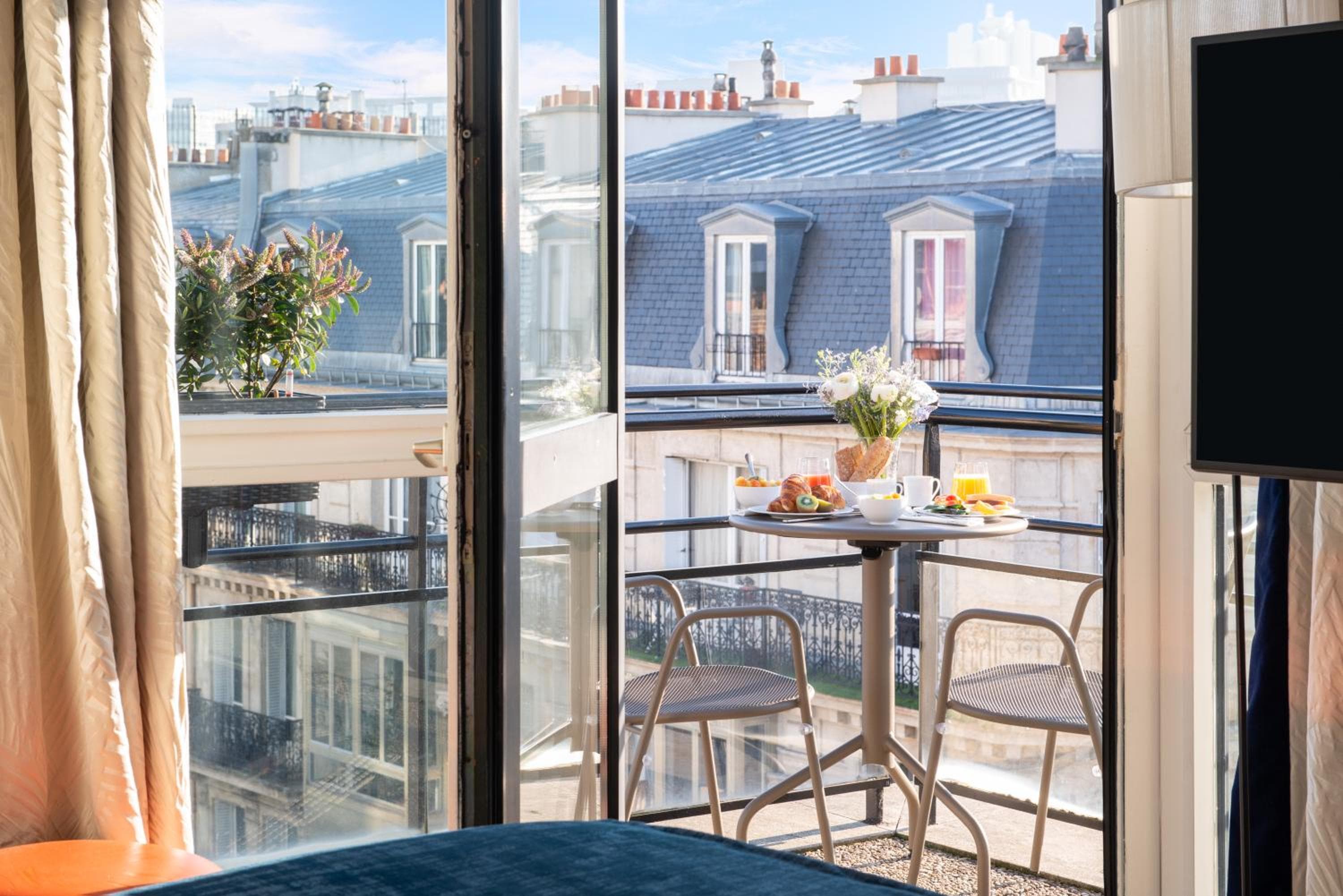 Hotel Yllen Eiffel — 21