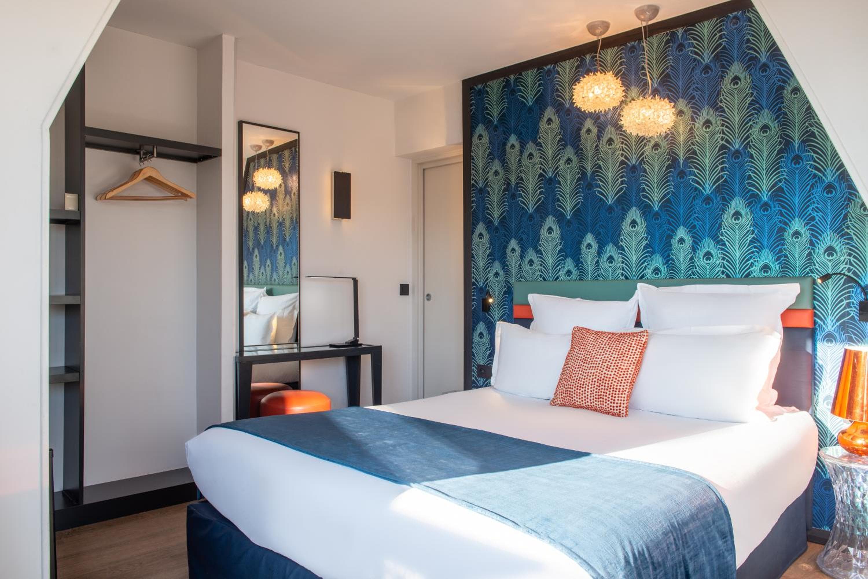 Hotel Yllen Eiffel — 6