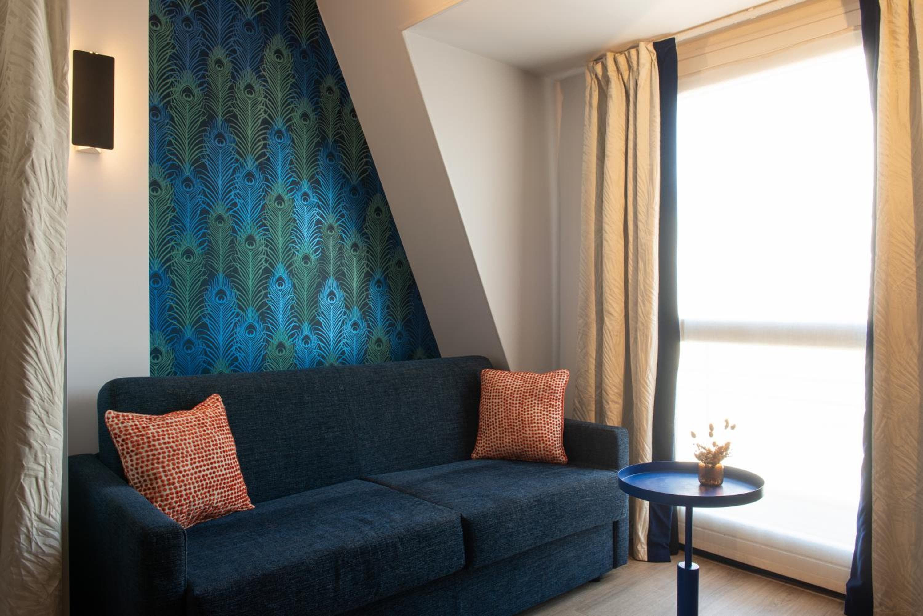 Hotel Yllen Eiffel — 12