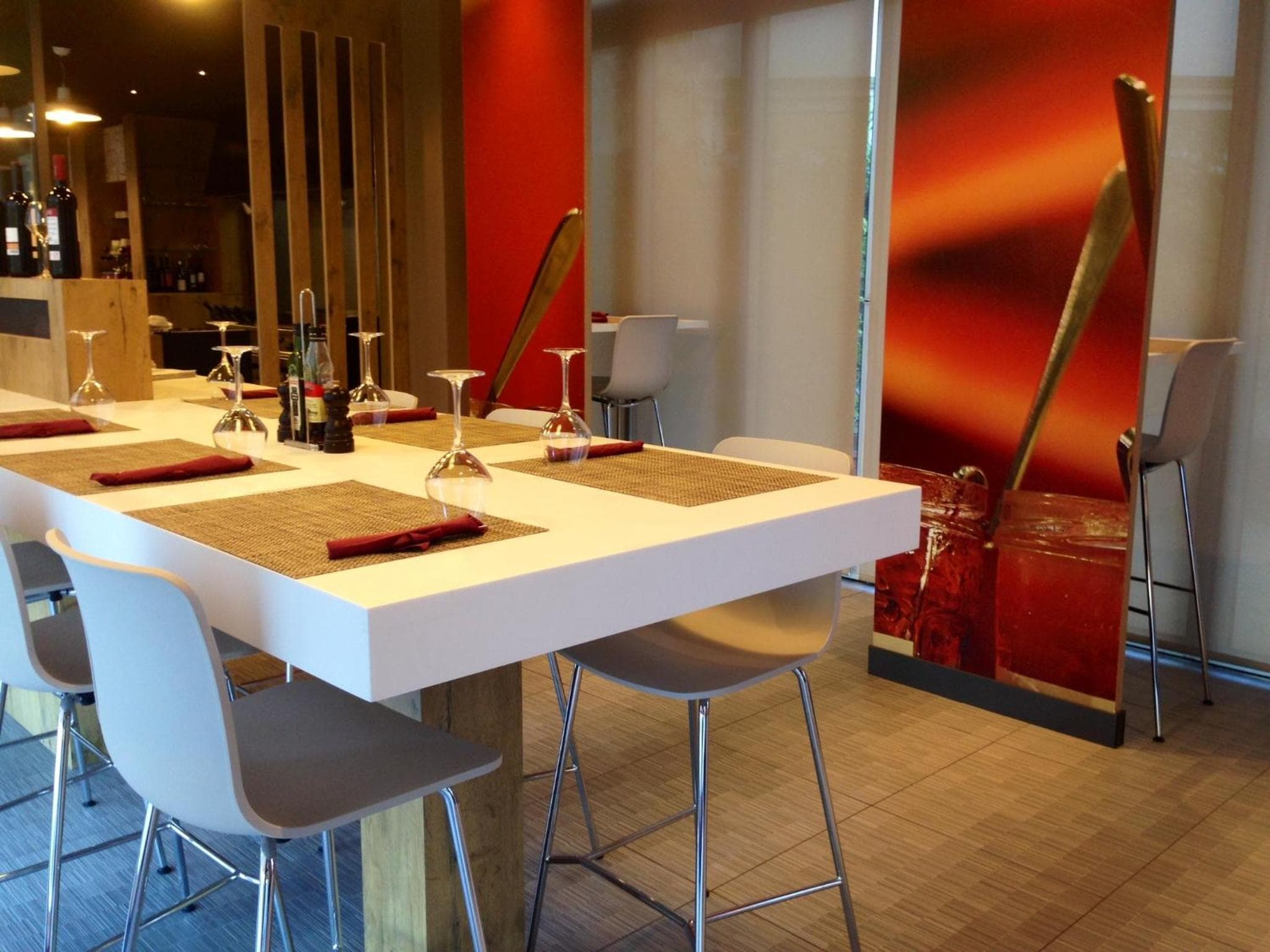 Ibis Sevilla — 14