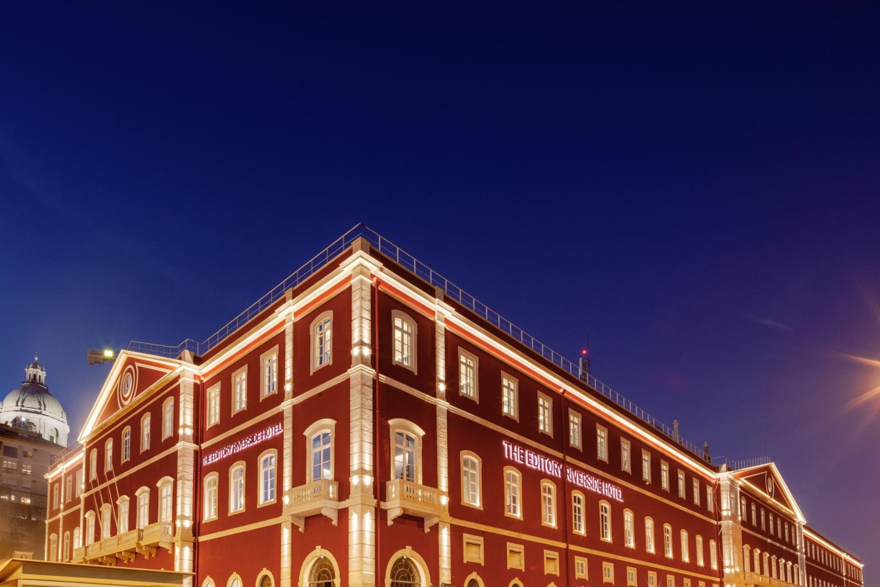 L'Editory Riverside Hotel, un hotel storico — 12