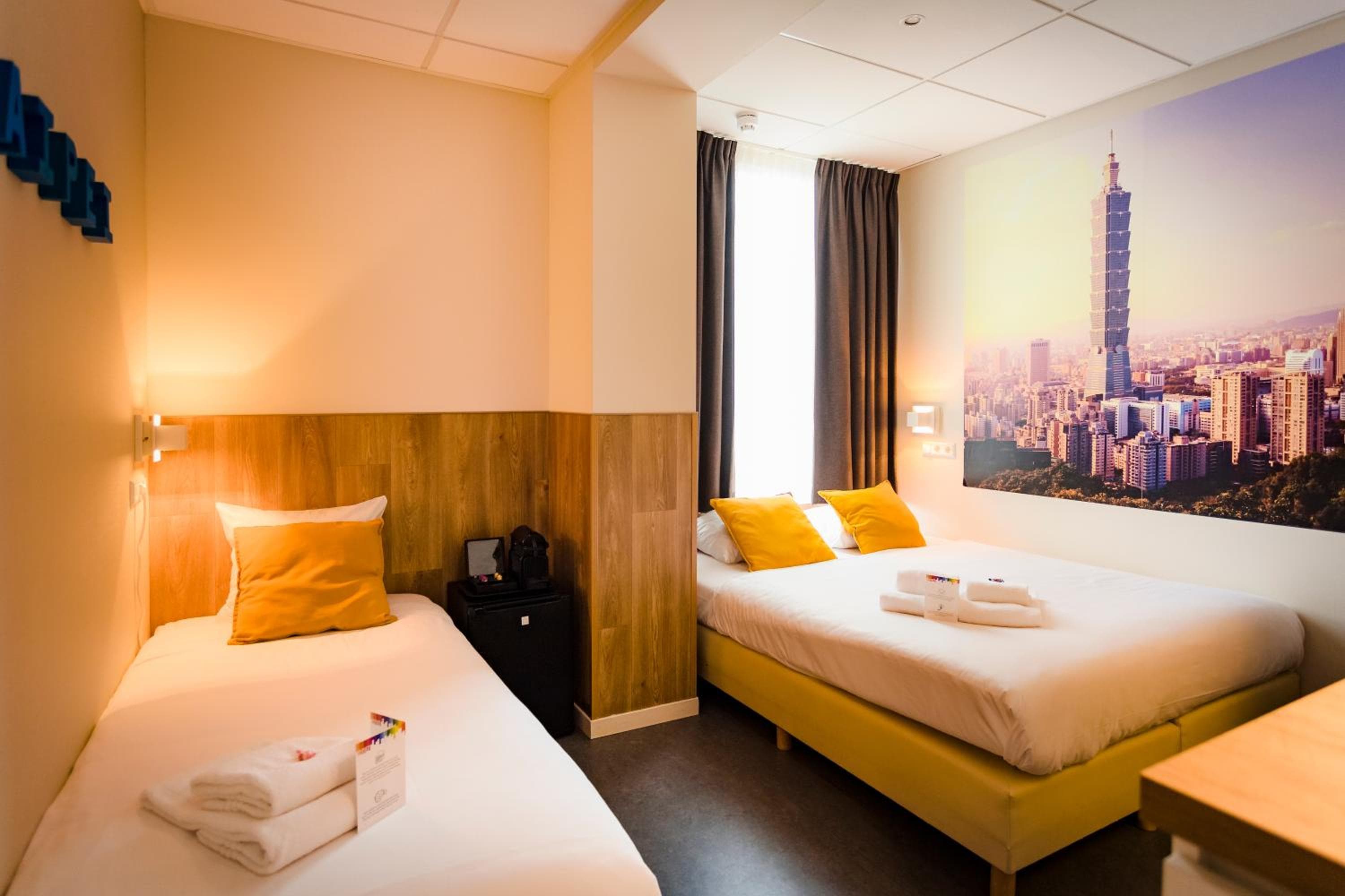 Citiez Hotel Amsterdam — 17