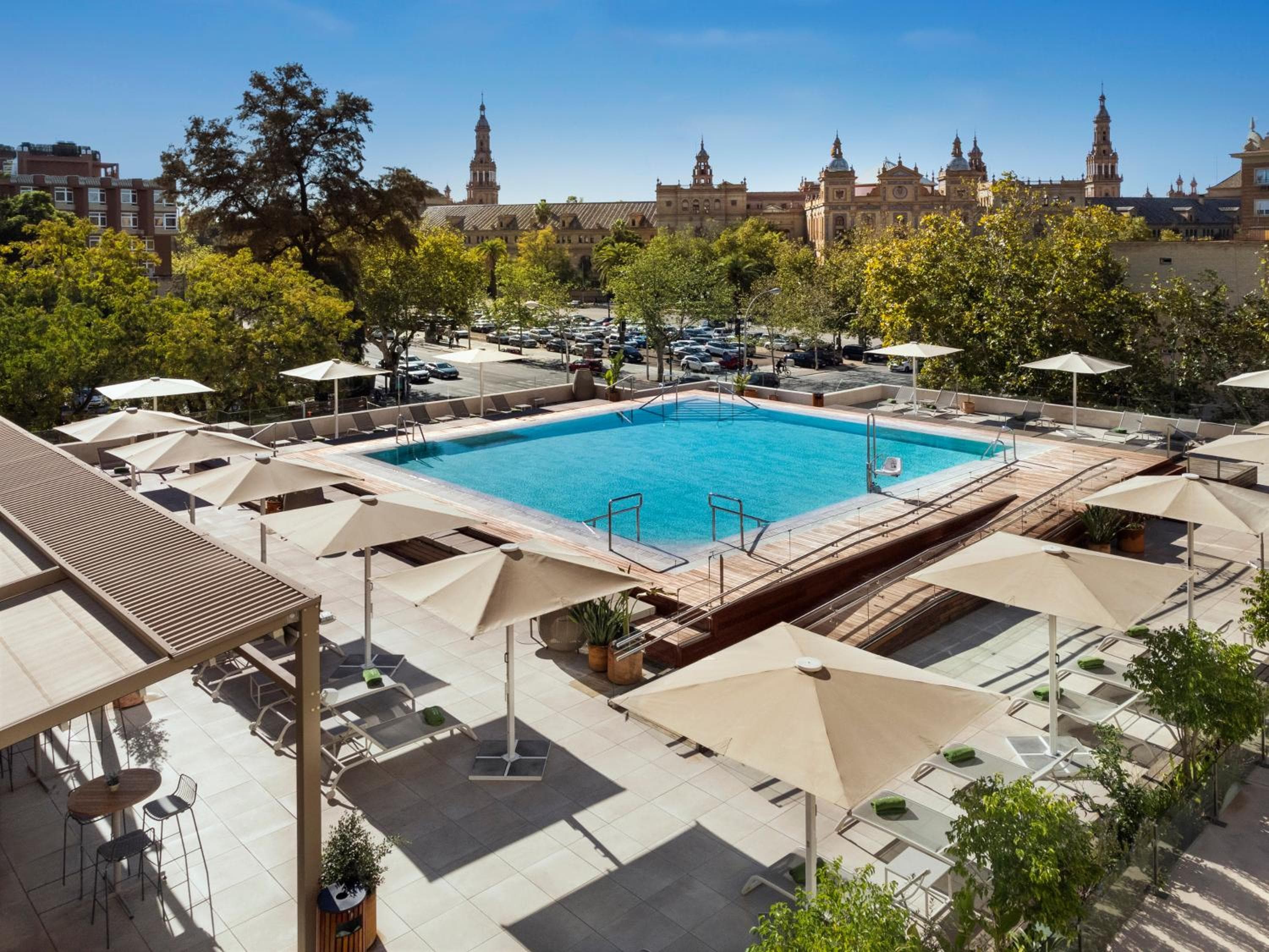 Meliá Sevilla — 30