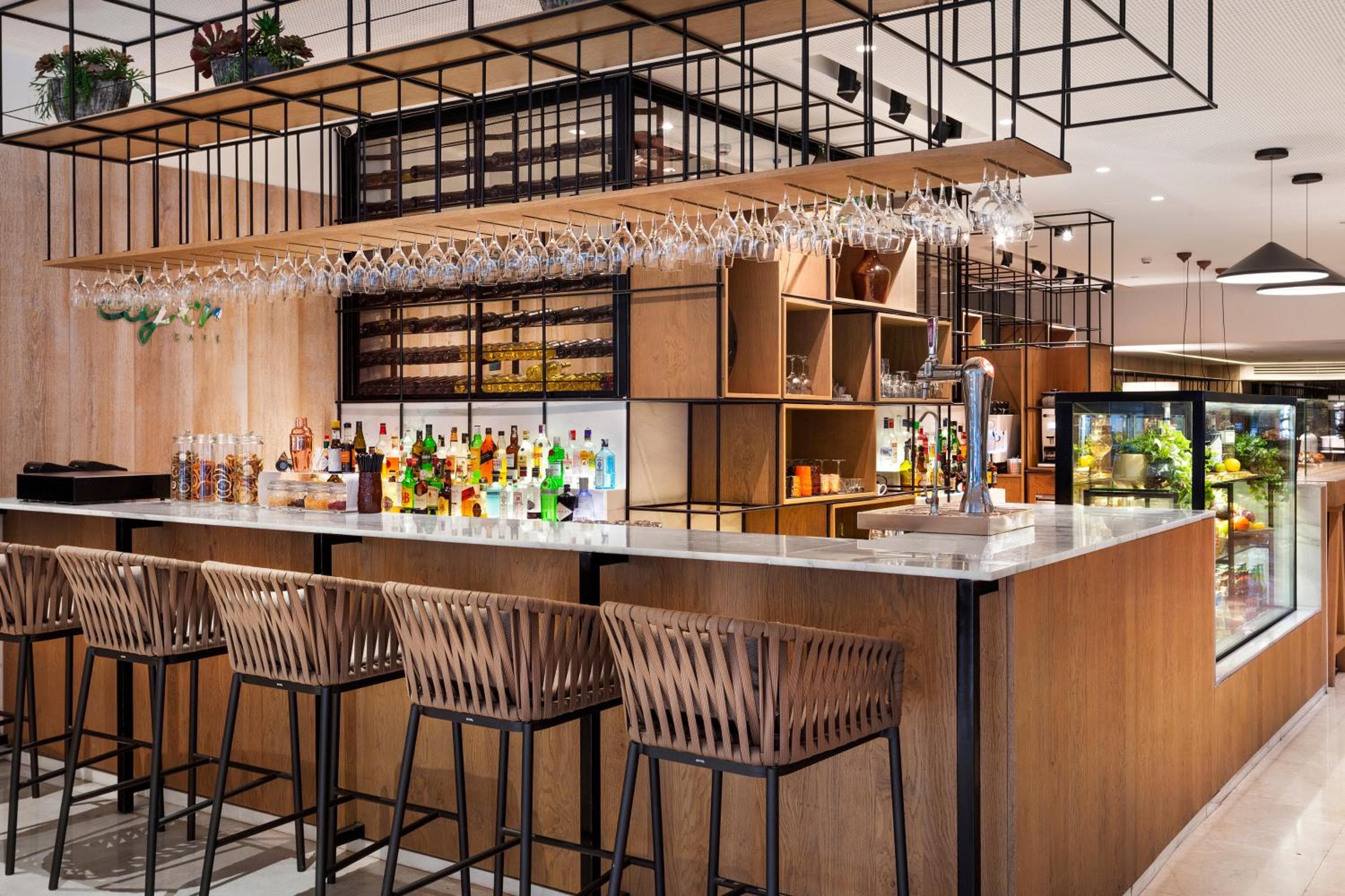Meliá Sevilla — 19