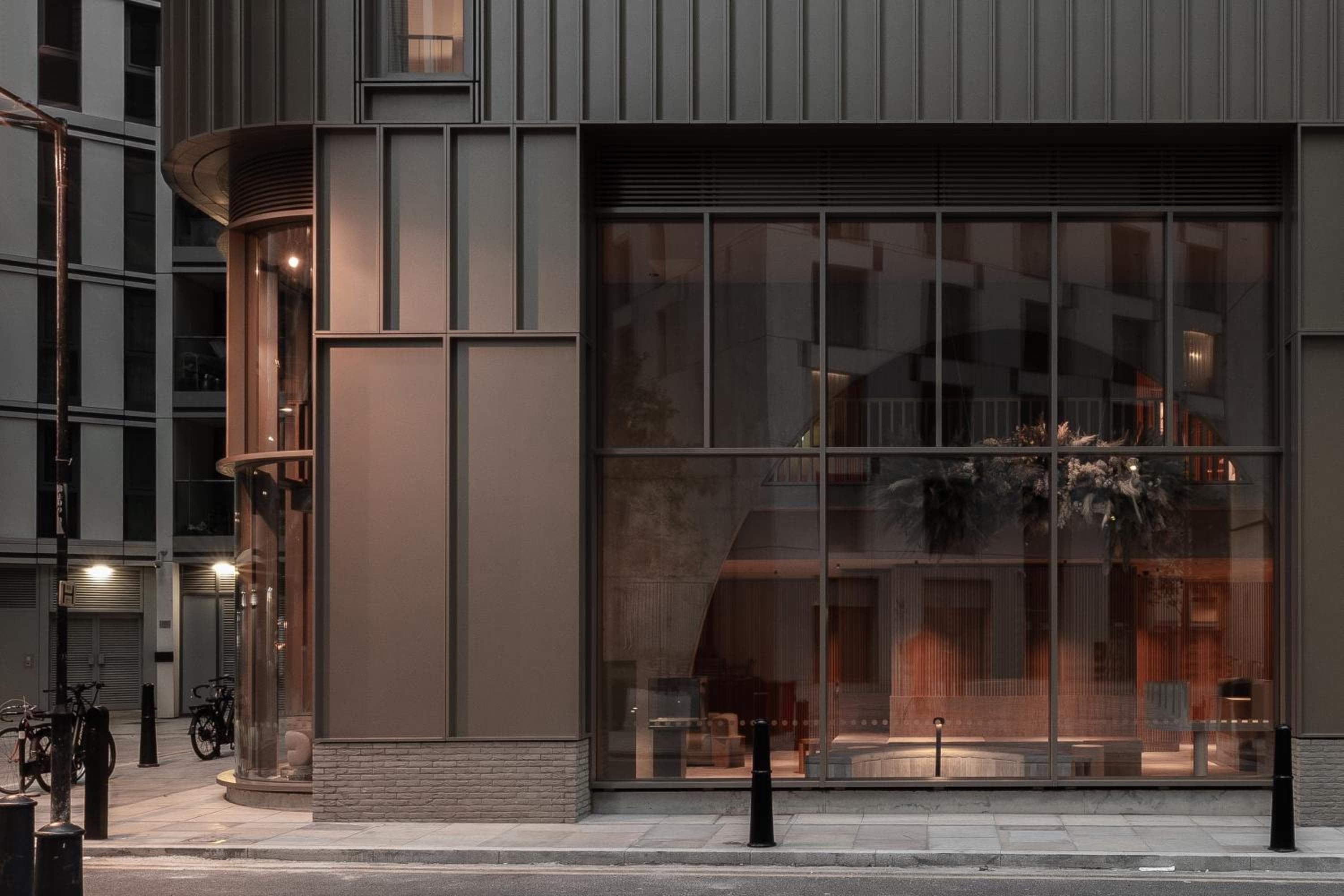 Buckle Street Studios by Locke, Aldgate — 13