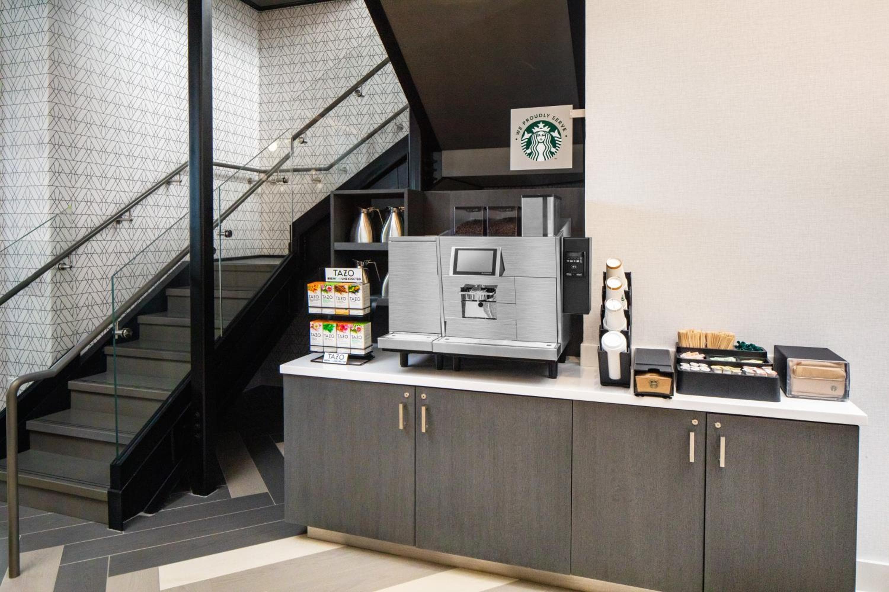 Hyatt Place New York Chelsea — 13