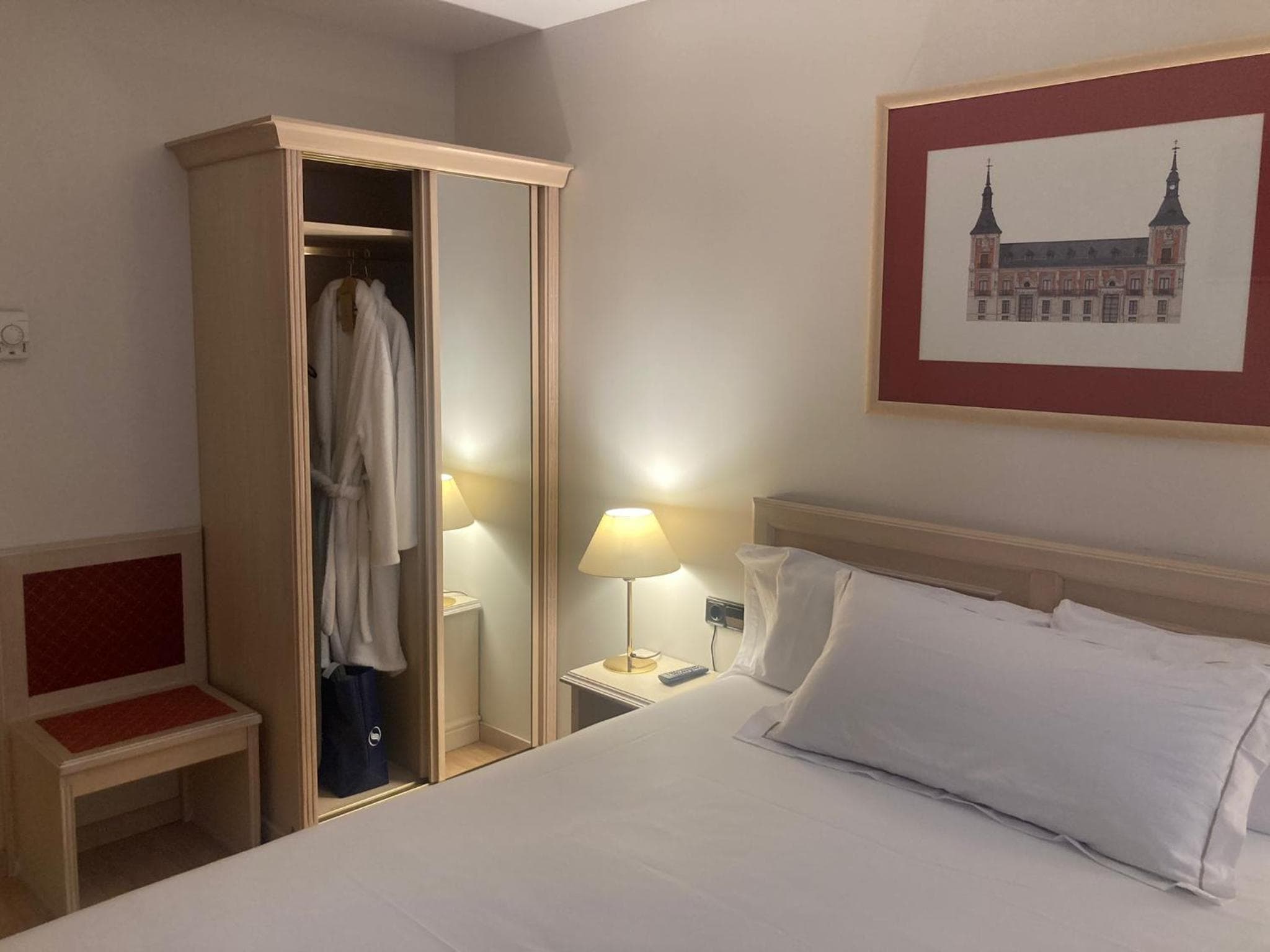 BYPILLOW Castellana — 9