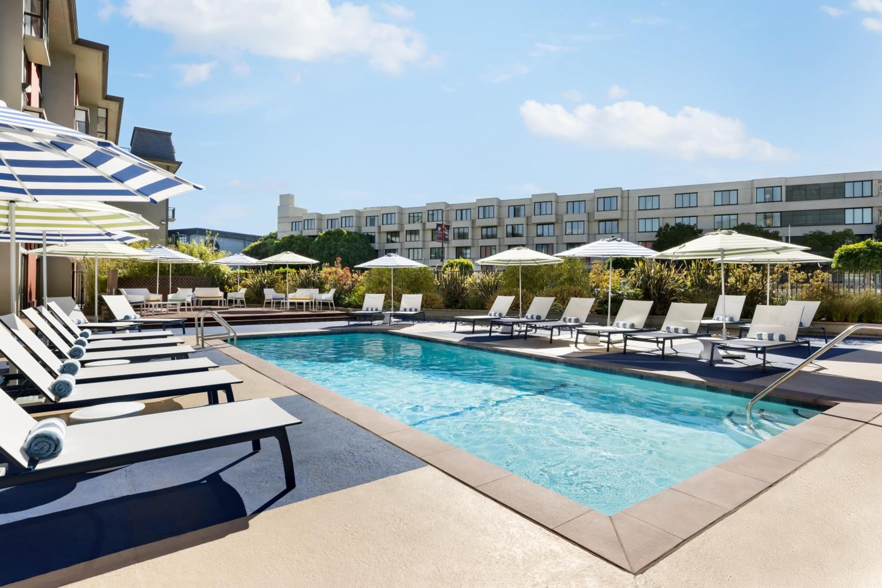 Hotel Caza hotel, 1300 Columbus Ave, San Francisco, United States — photo 16