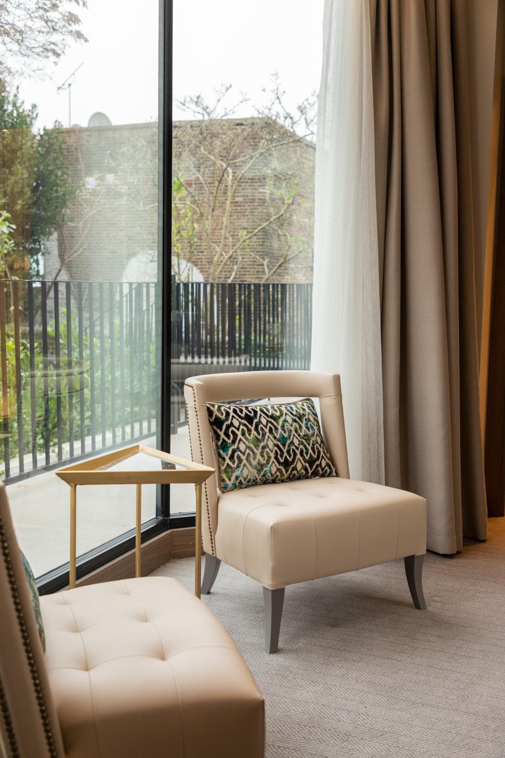 Hotel Kensington — 6