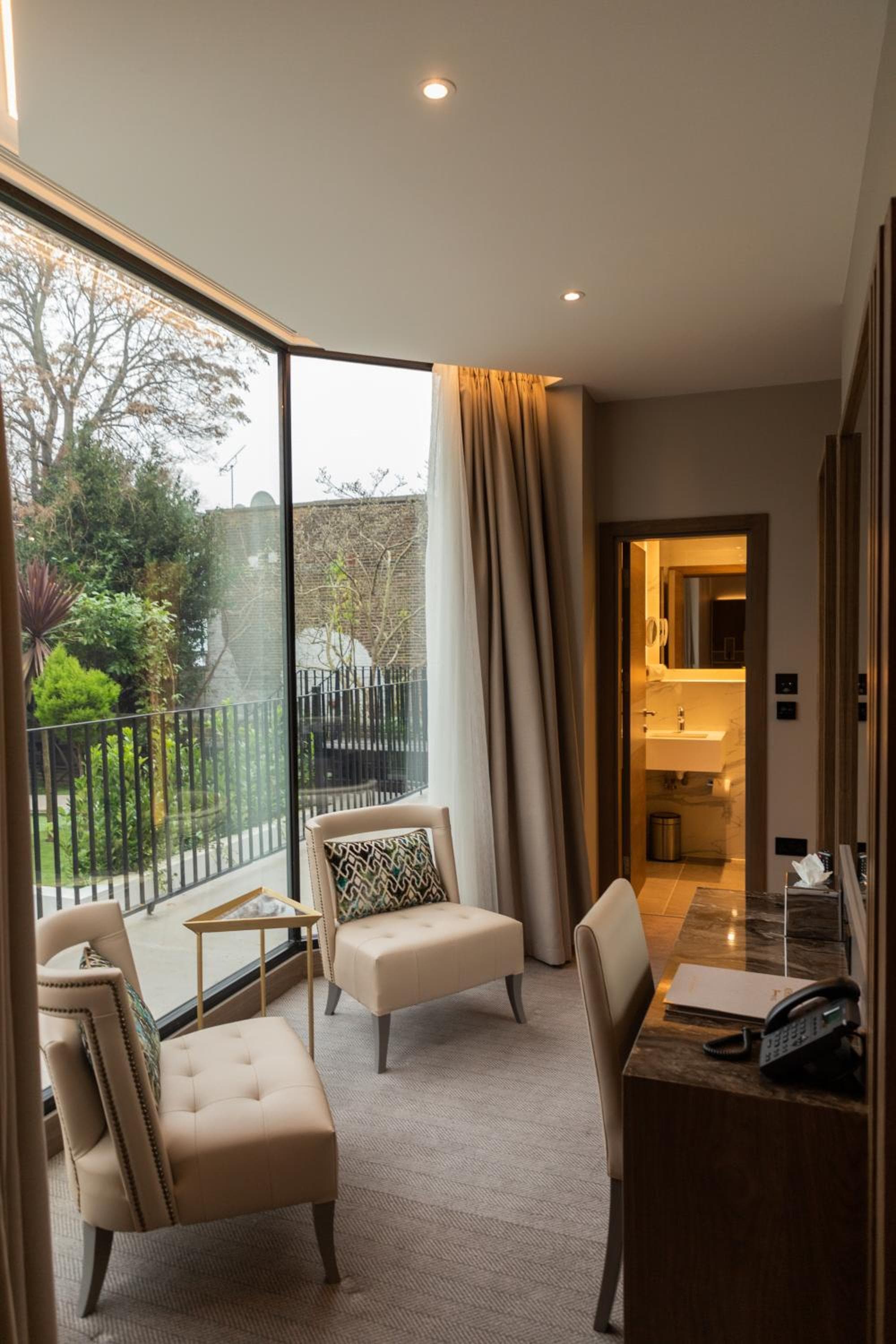 Hotel Kensington — 18
