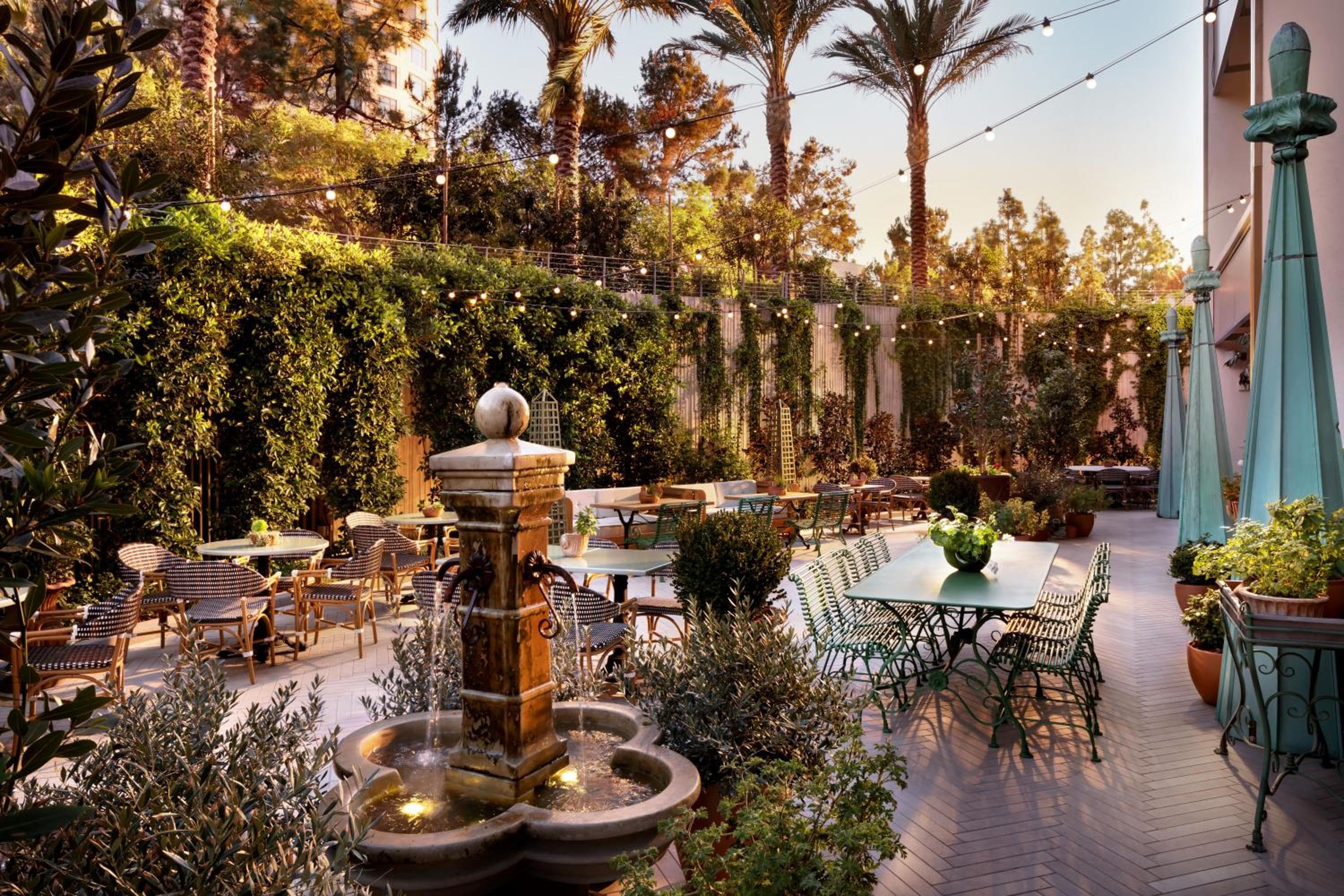 Fairmont Century Plaza di Los Angeles — 7