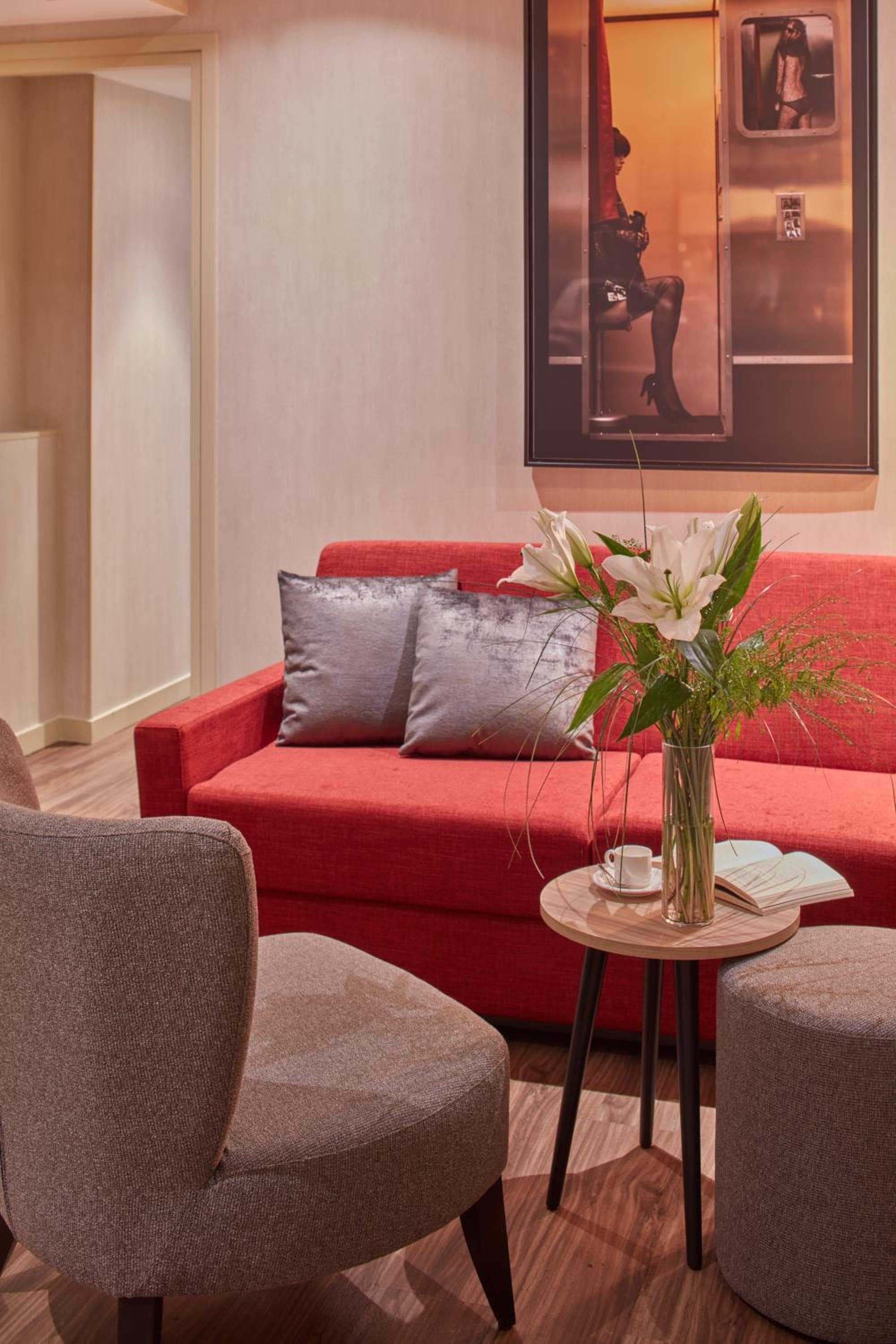 Hotel Atmospheres — 18