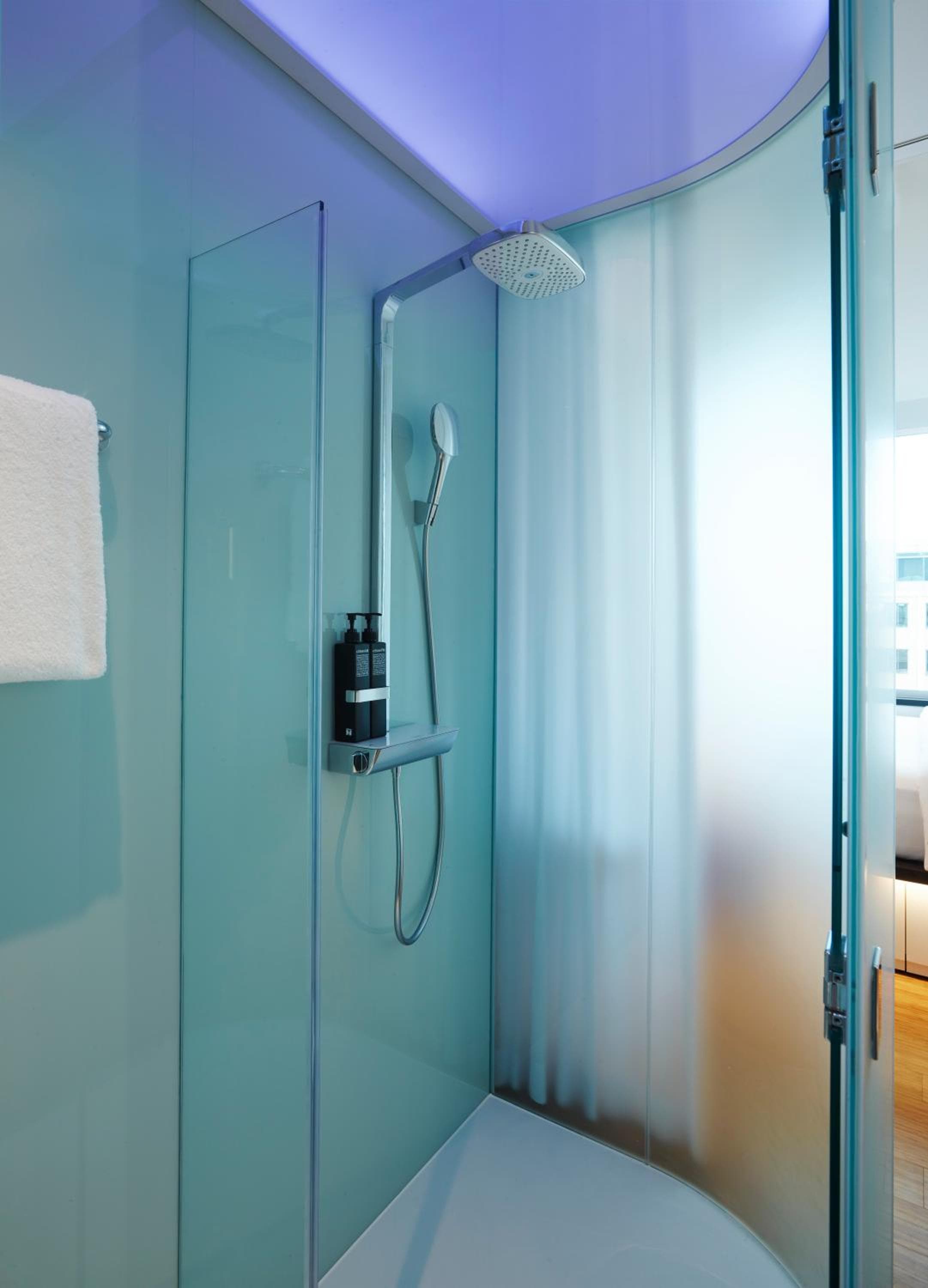 citizenM Tower of London — 23