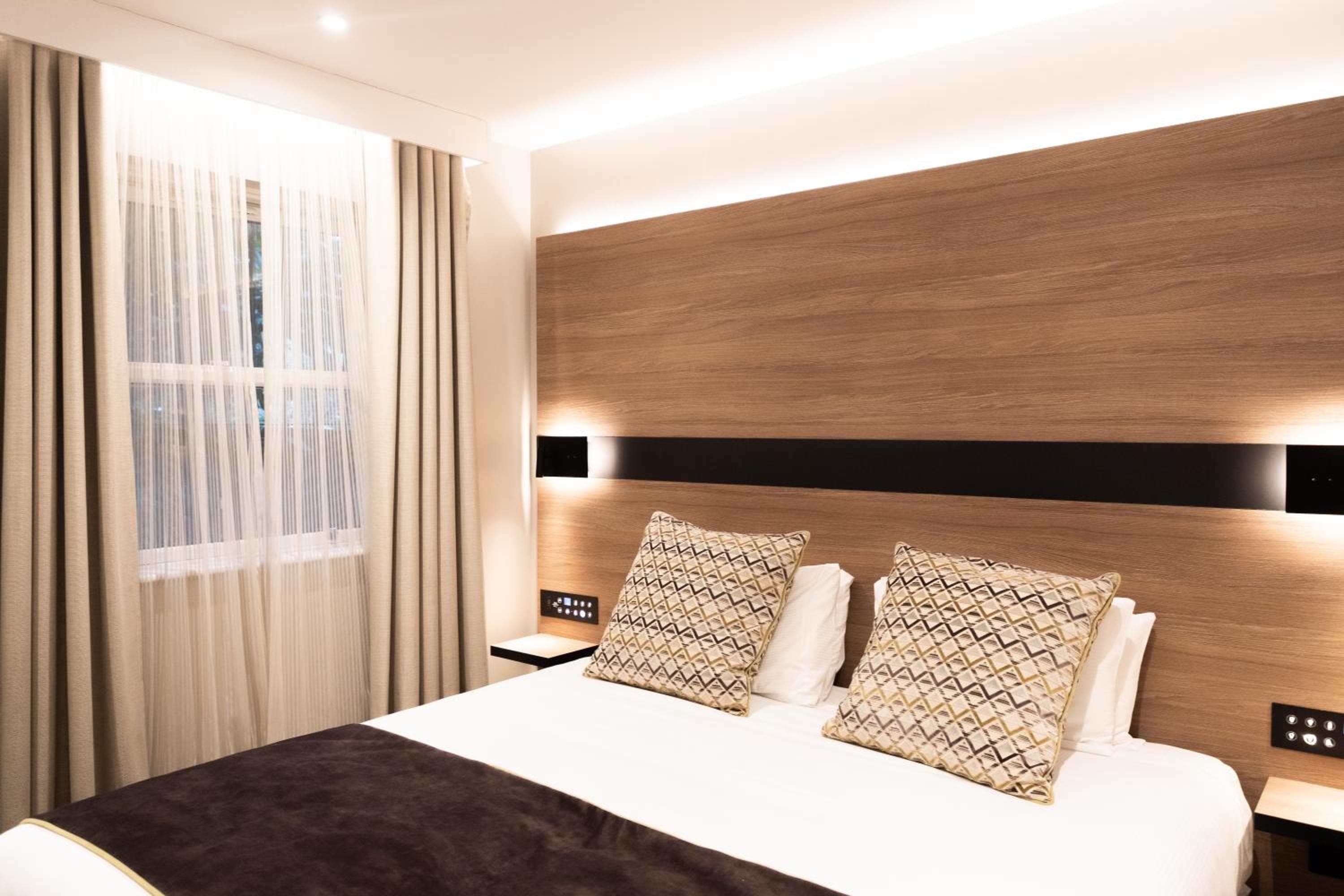 Hotel Kensington — 29