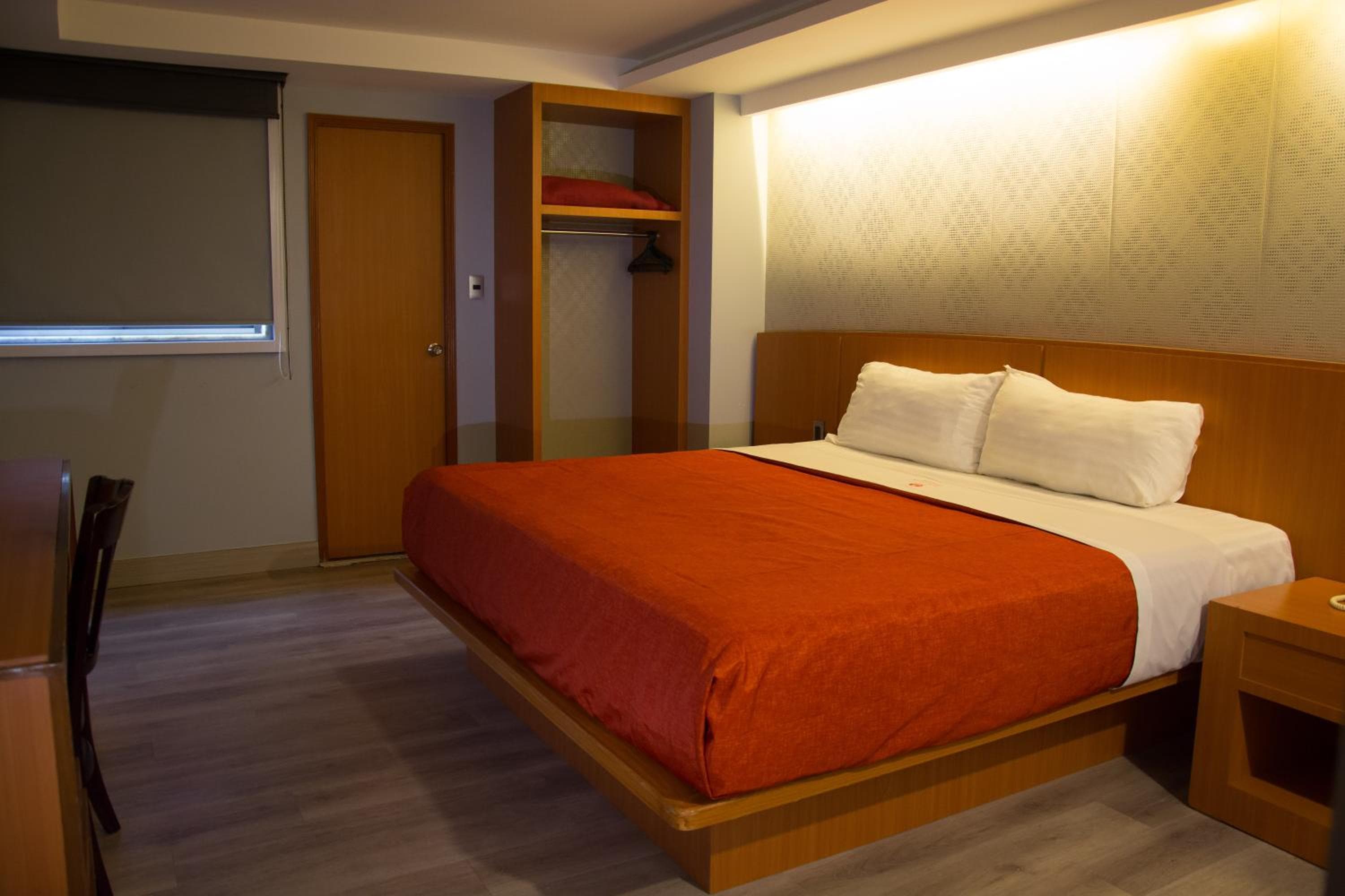 Hotel El Senator — 20