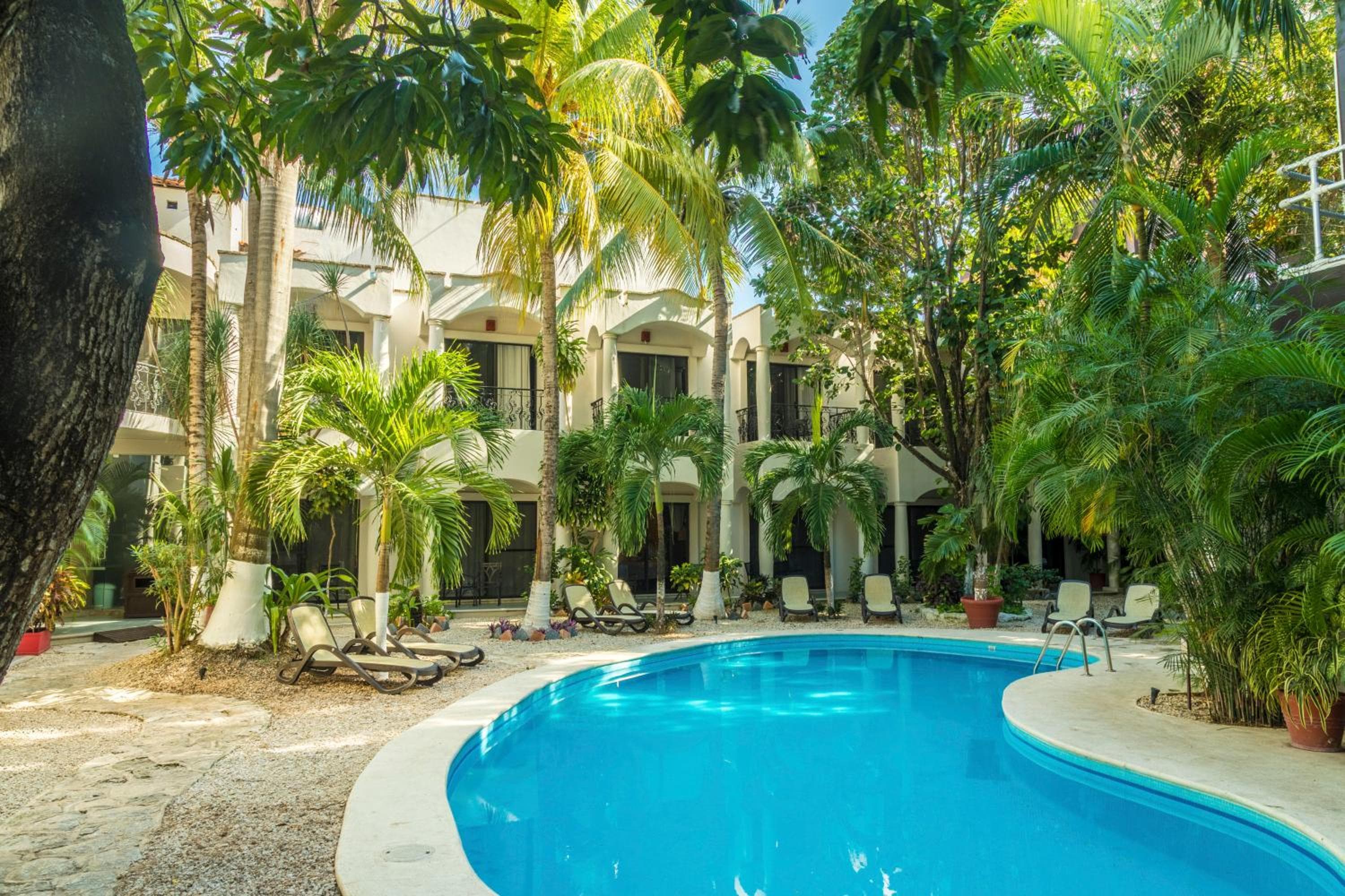 Hotel Hacienda Paradise — 4