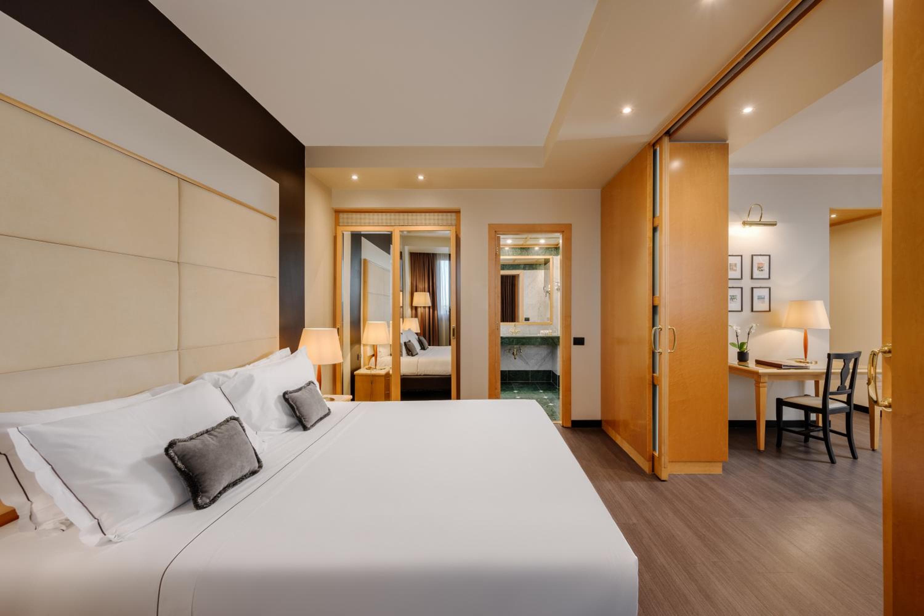 City Life Hotel Poliziano, by R Collection Hotels — 3