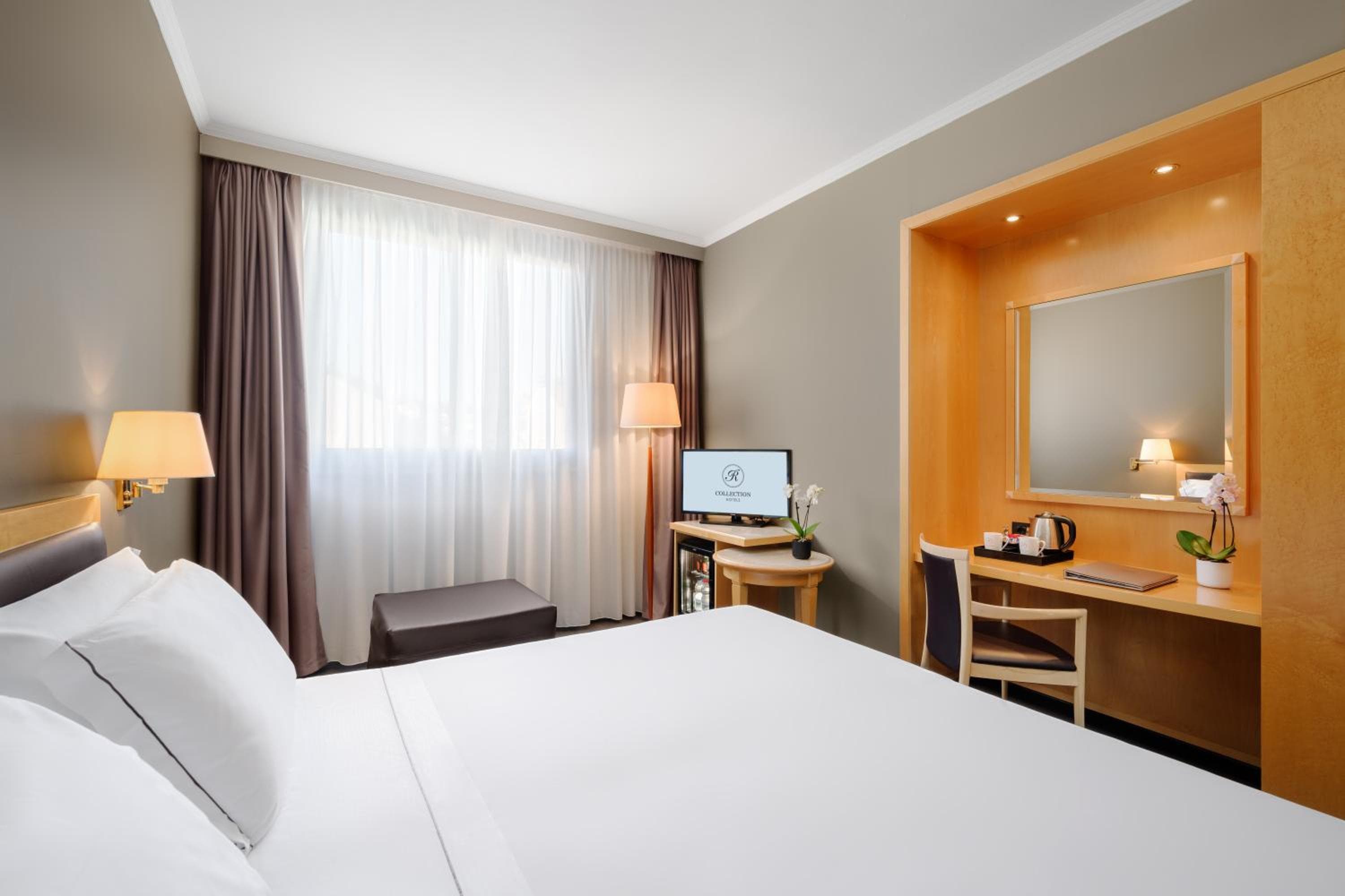 City Life Hotel Poliziano, by R Collection Hotels — 8