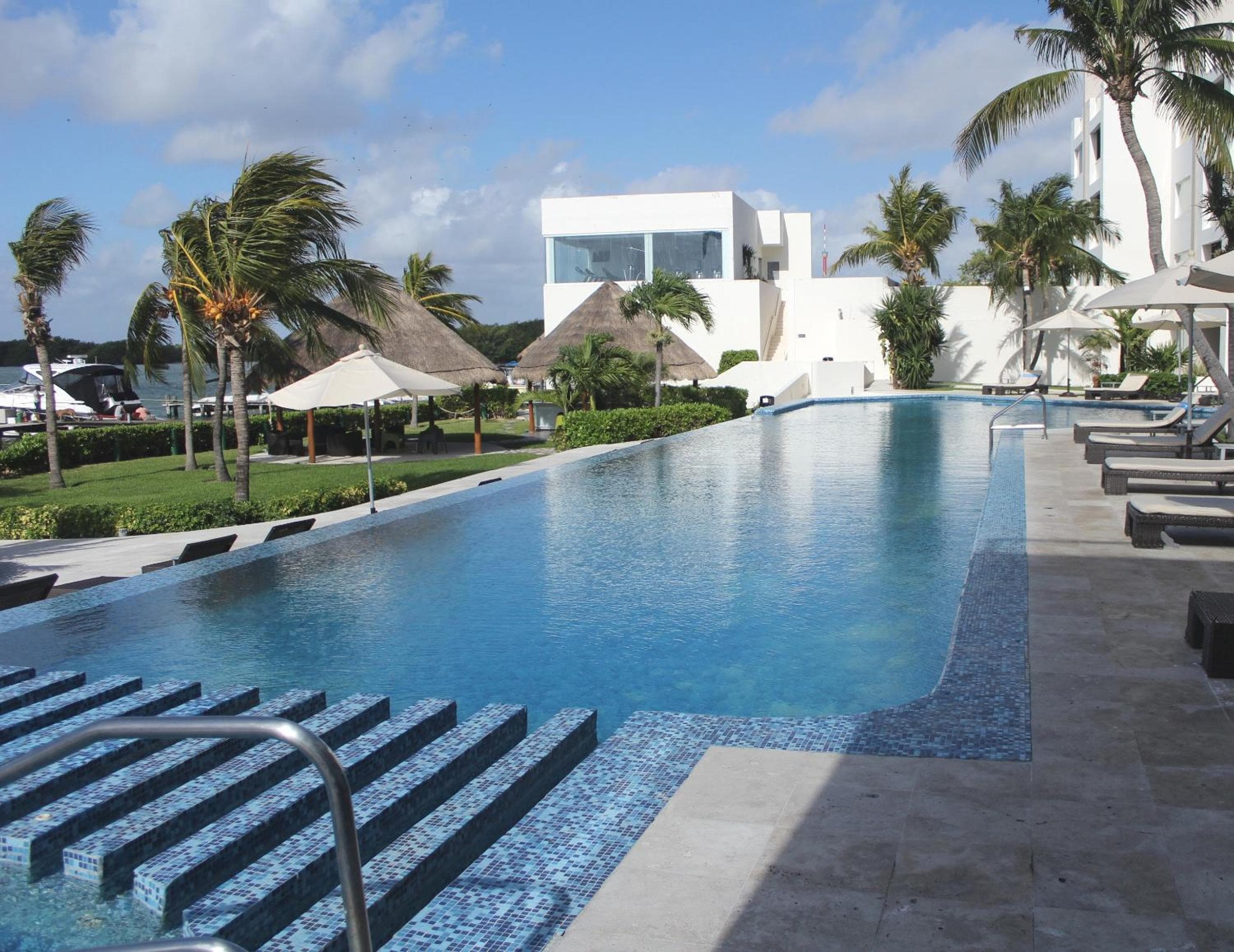 Real Inn Cancún — 29
