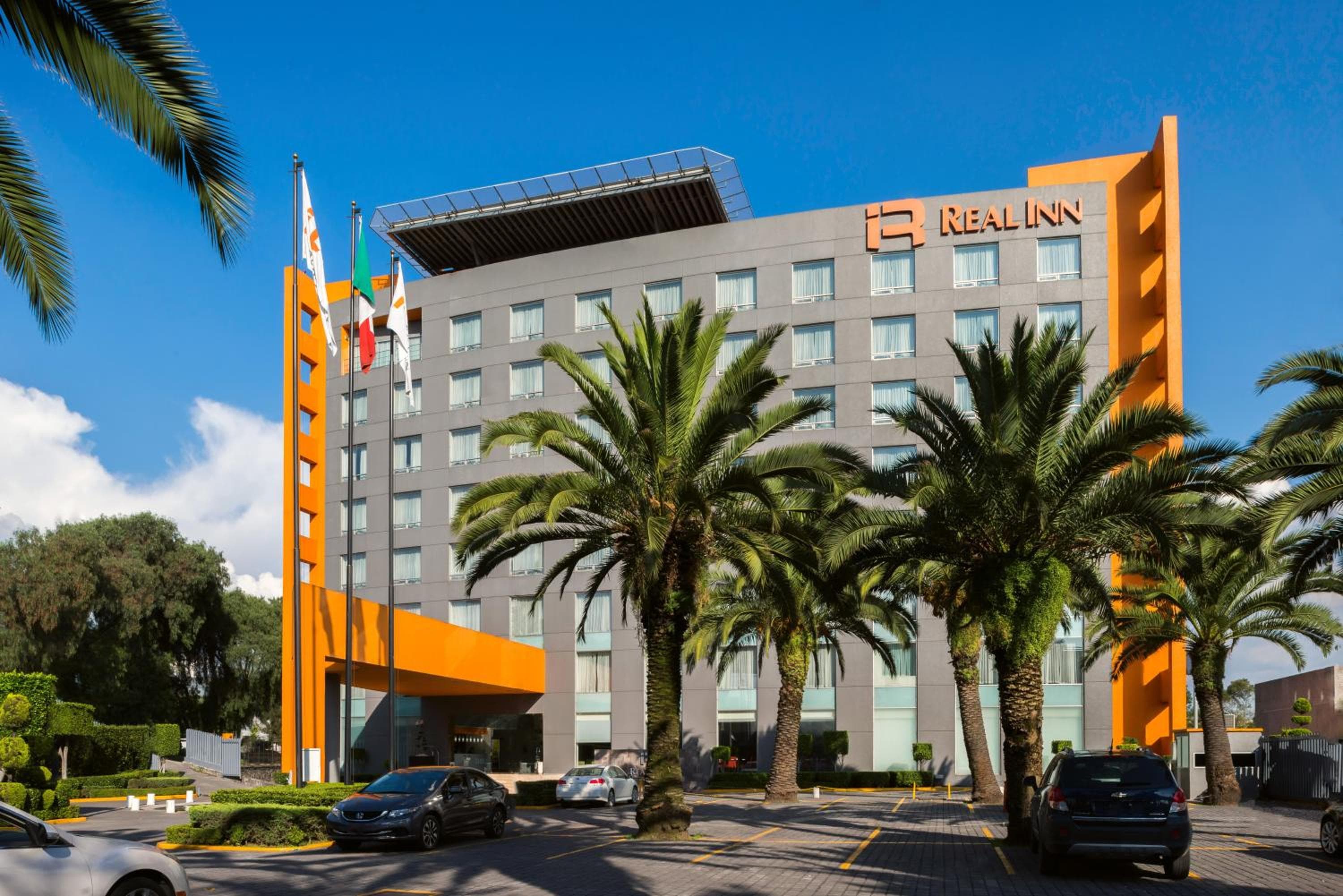Real Inn Perinorte — 23